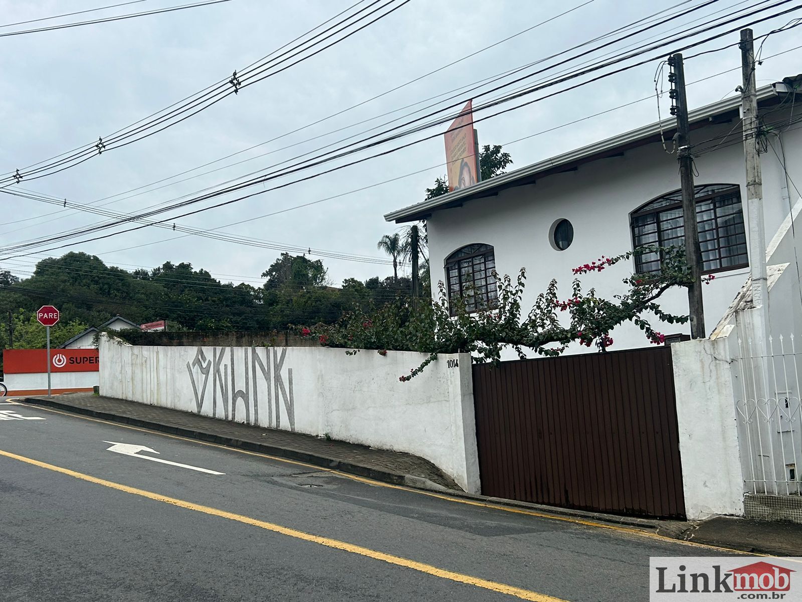 Casa à venda com 3 quartos, 112m² - Foto 3