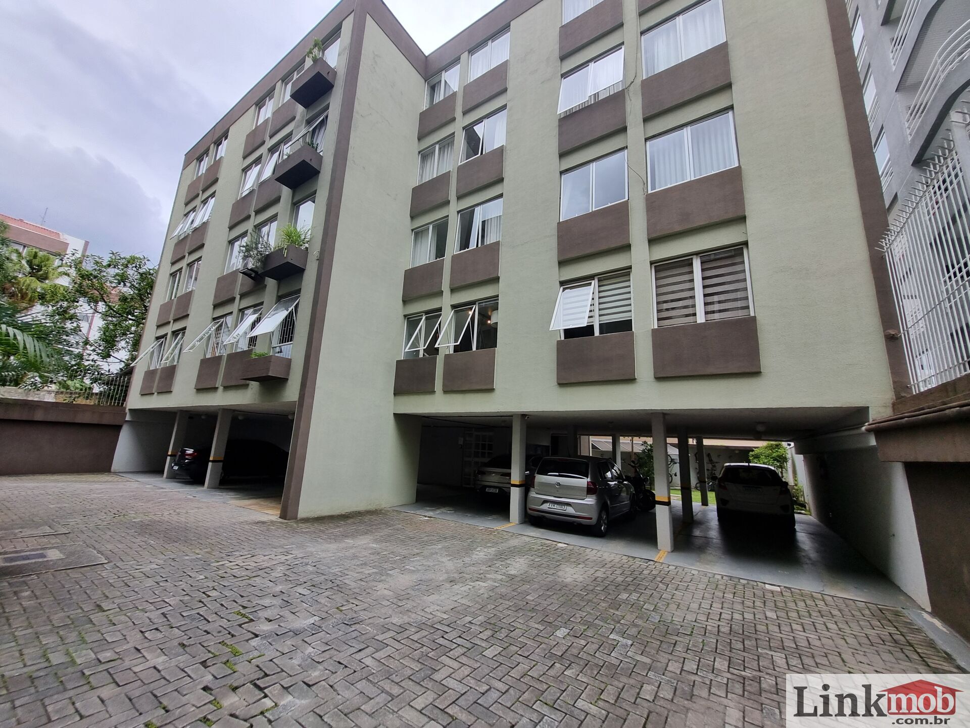 Apartamento à venda com 3 quartos, 96m² - Foto 3