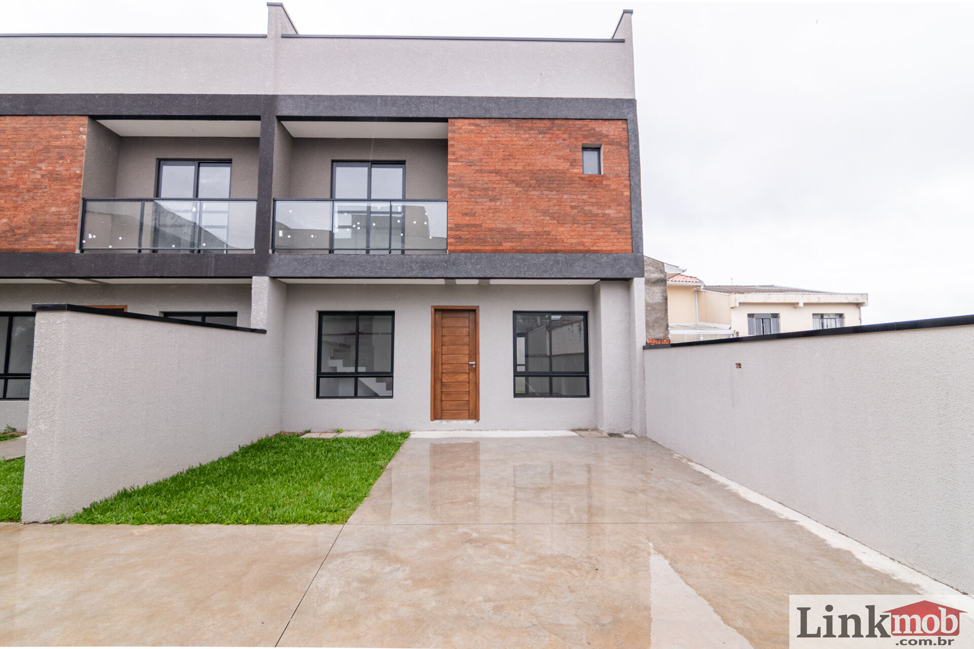 Sobrado à venda com 3 quartos, 145m² - Foto 1