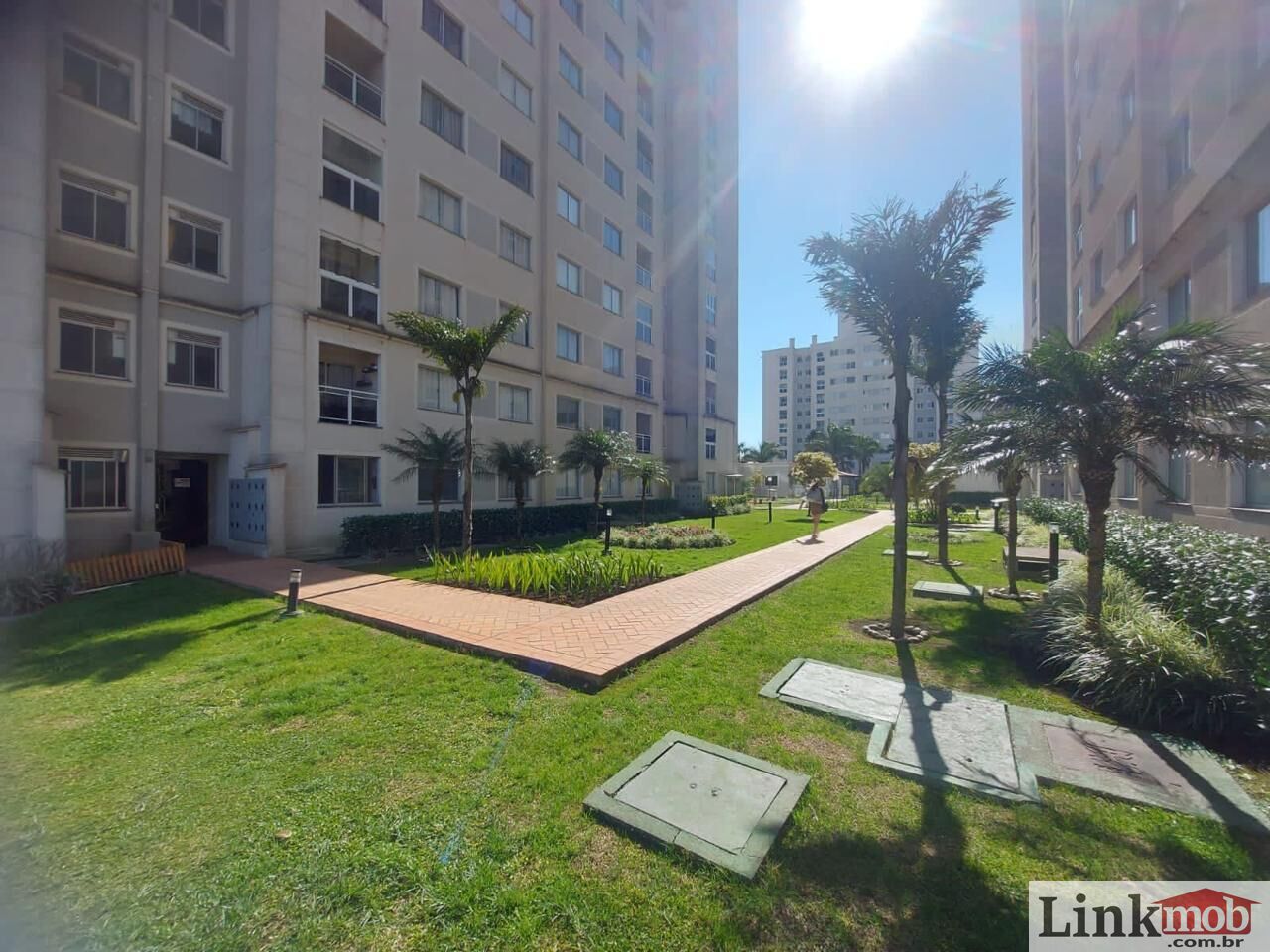 Apartamento à venda com 2 quartos, 49m² - Foto 2