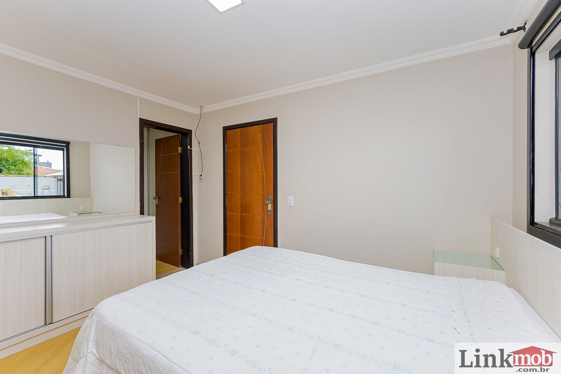 Casa à venda com 4 quartos, 150m² - Foto 18