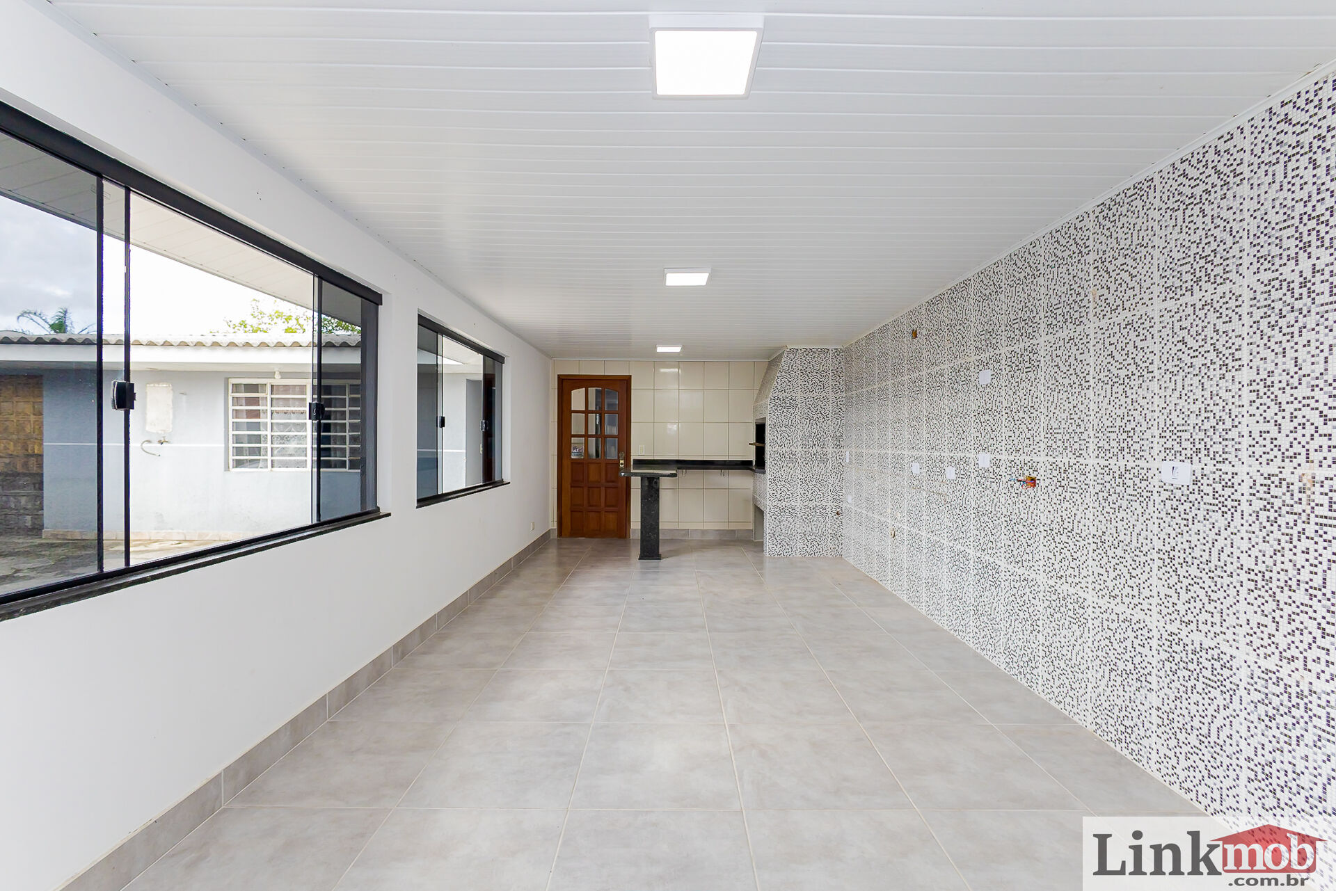 Casa à venda com 4 quartos, 150m² - Foto 34