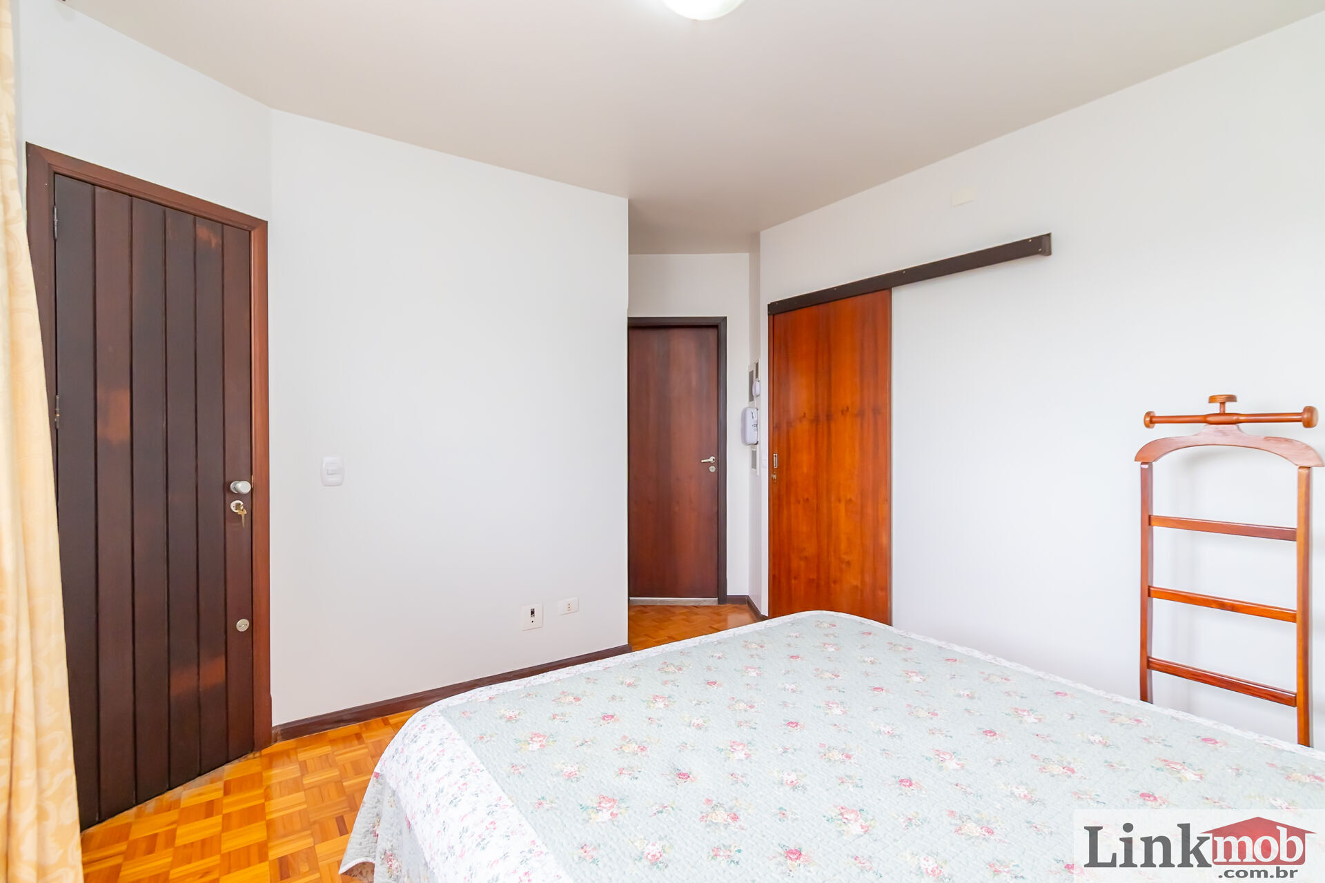 Casa à venda com 3 quartos, 234m² - Foto 10