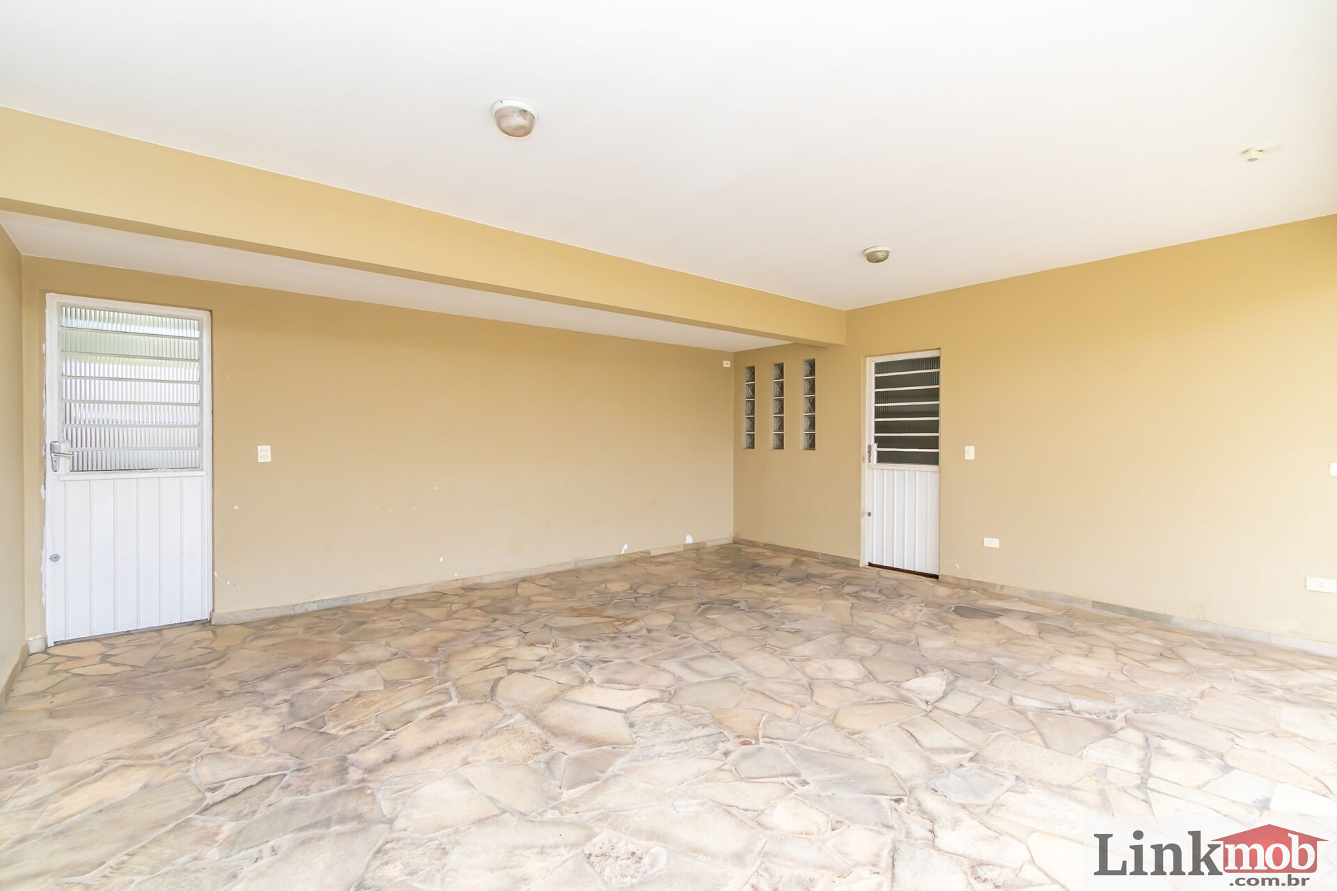 Casa à venda com 3 quartos, 234m² - Foto 42