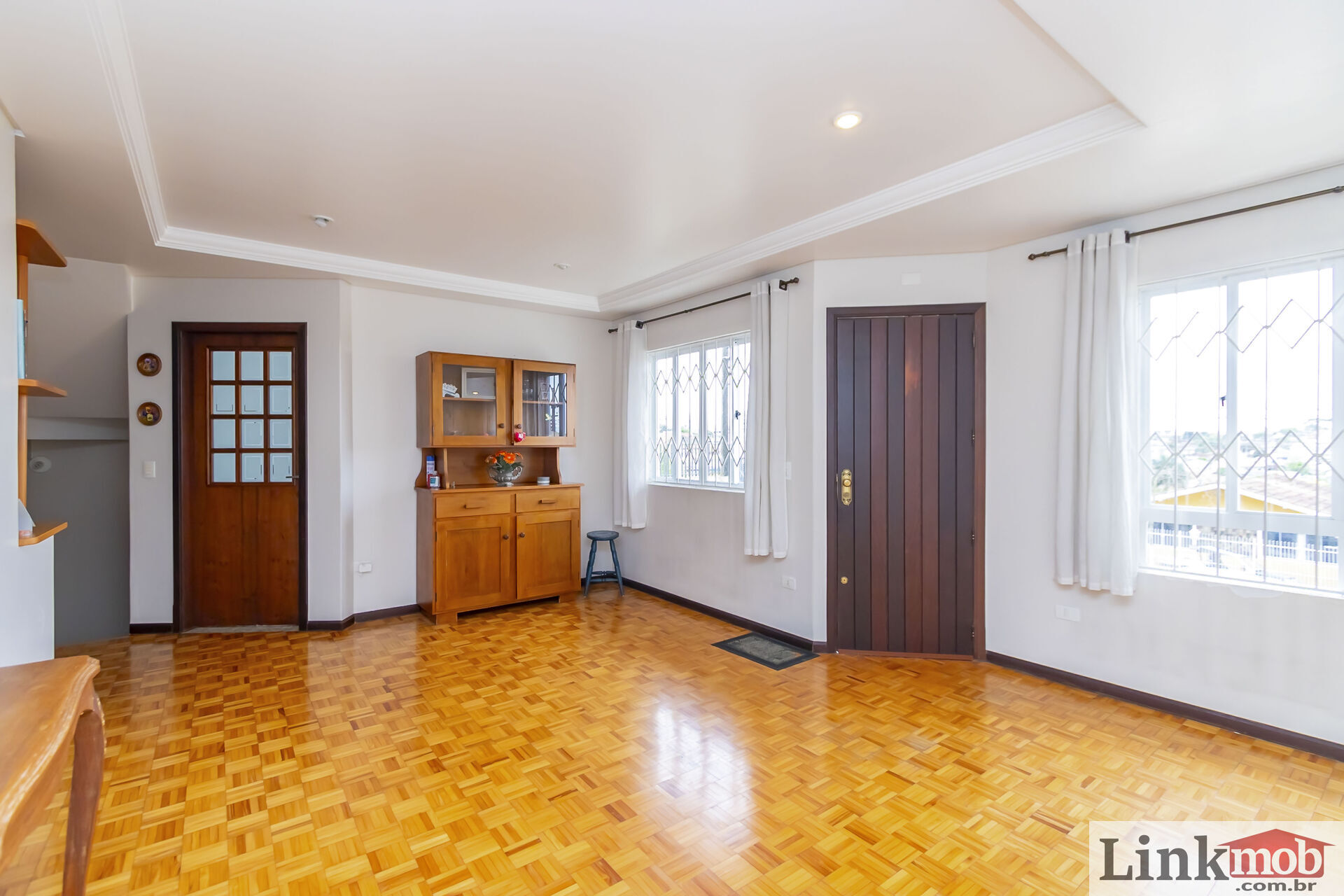 Casa à venda com 3 quartos, 234m² - Foto 5