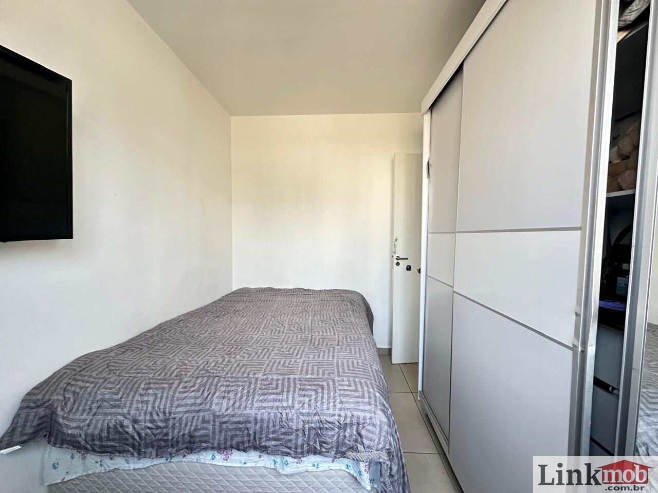 Apartamento à venda com 2 quartos, 61m² - Foto 18