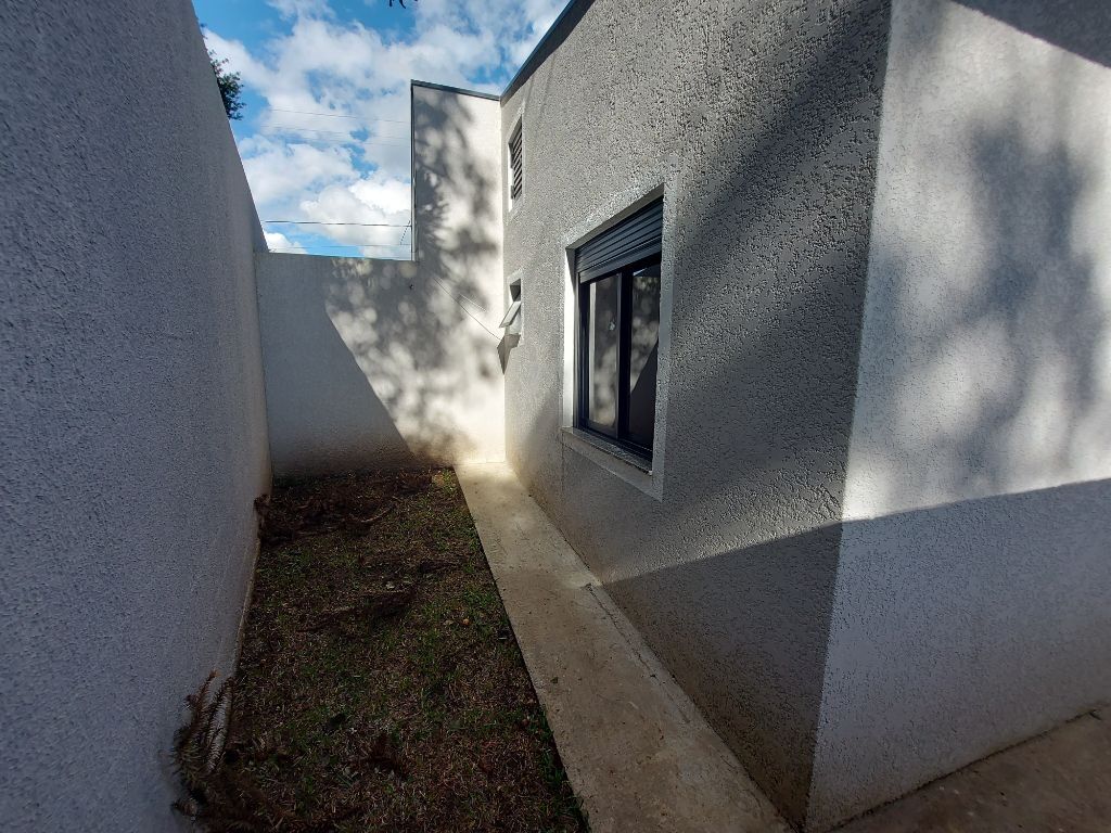 Casa à venda com 3 quartos, 70m² - Foto 3