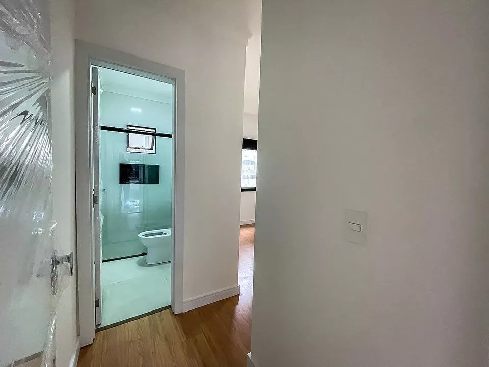 Casa à venda com 3 quartos, 70m² - Foto 9