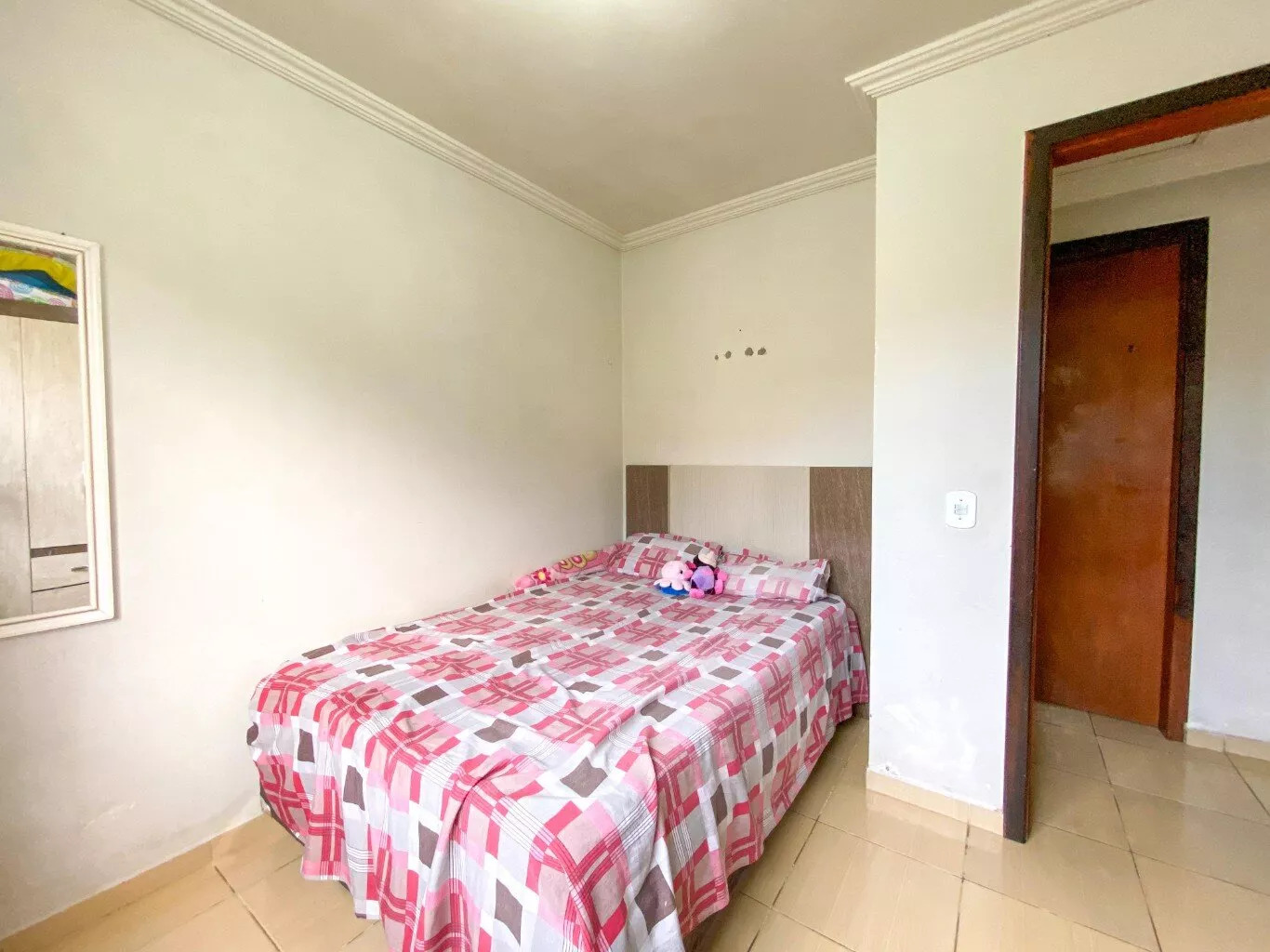 Casa à venda com 3 quartos, 80m² - Foto 11