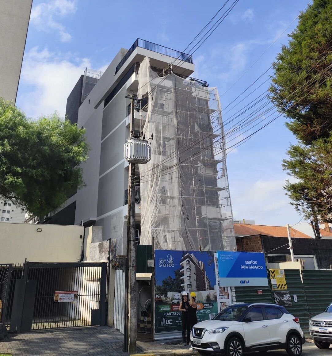 Cobertura à venda com 2 quartos, 86m² - Foto 1