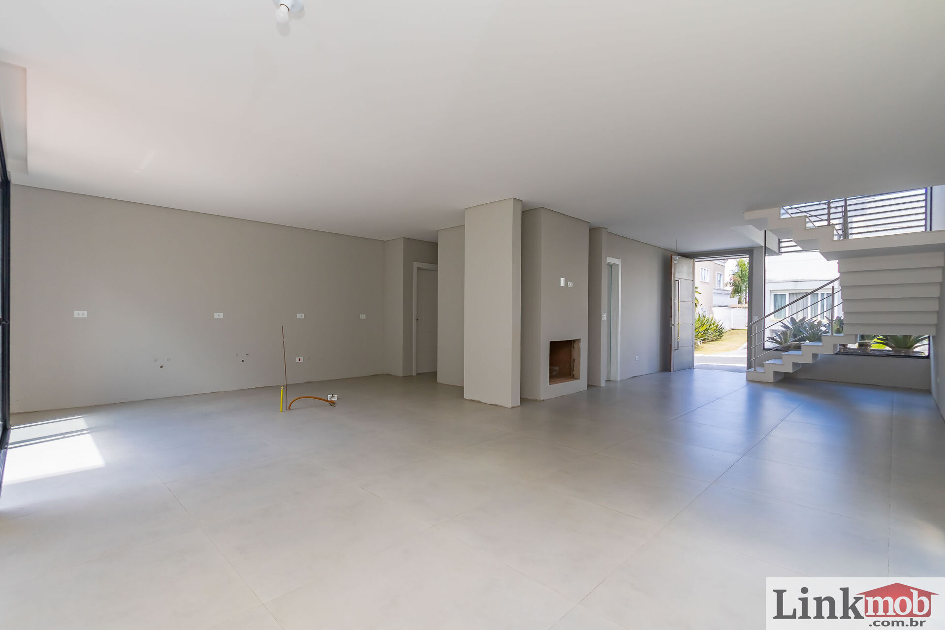 Casa à venda com 4 quartos, 301m² - Foto 7