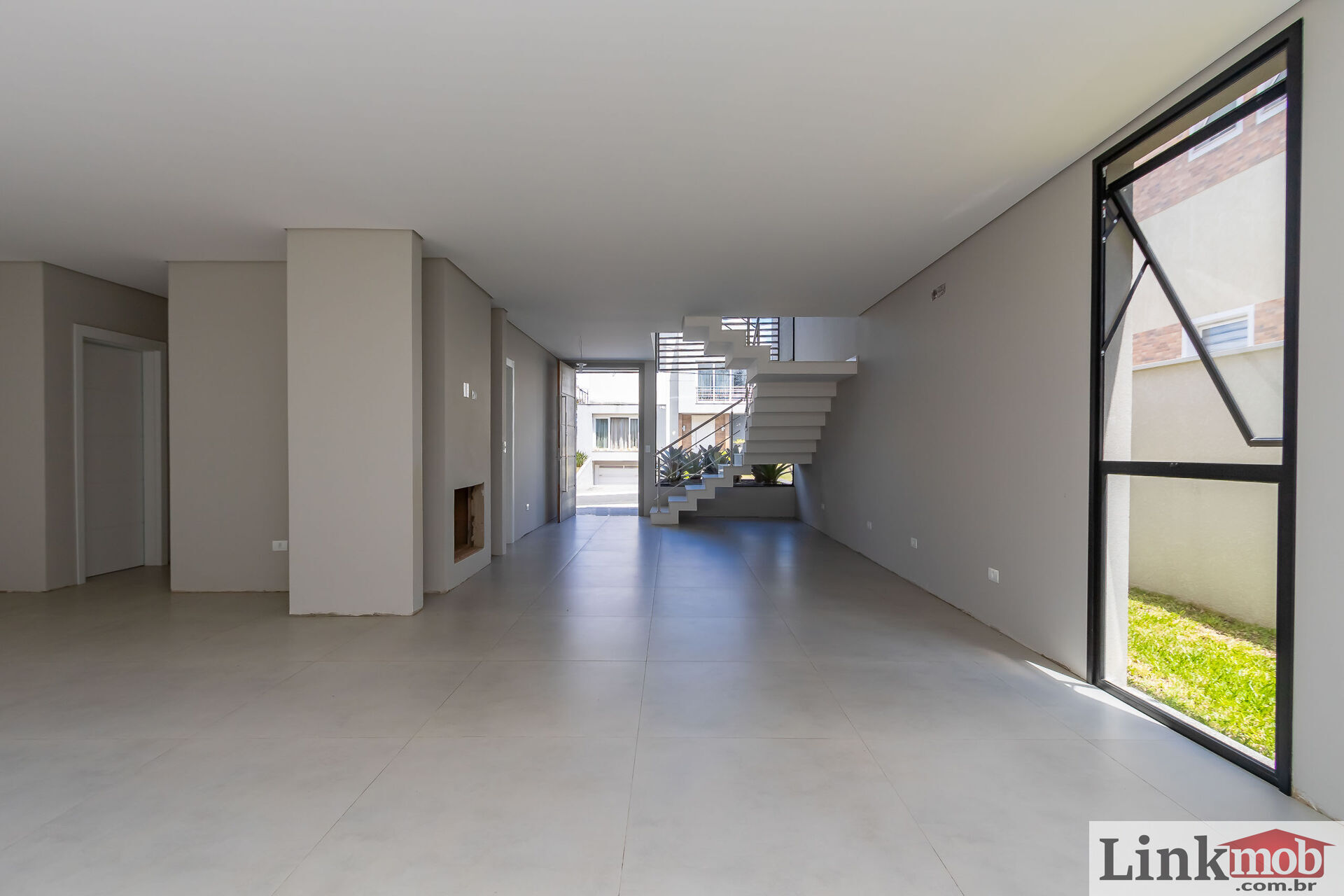 Casa à venda com 4 quartos, 301m² - Foto 8