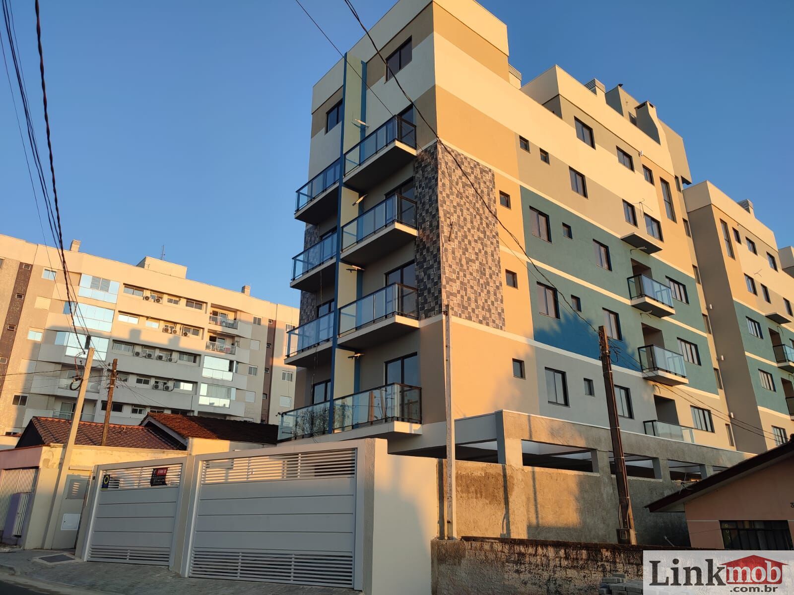 Apartamento à venda com 3 quartos, 83m² - Foto 1