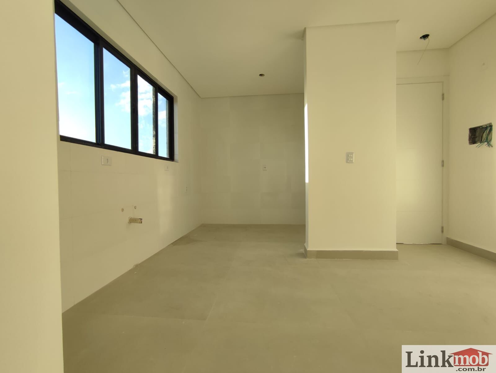 Apartamento à venda com 3 quartos, 83m² - Foto 18