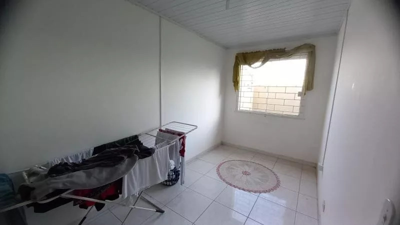 Casa à venda com 3 quartos, 57m² - Foto 8