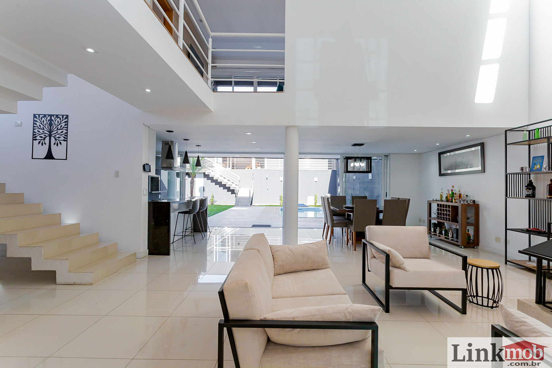 Casa à venda com 3 quartos, 389m² - Foto 6