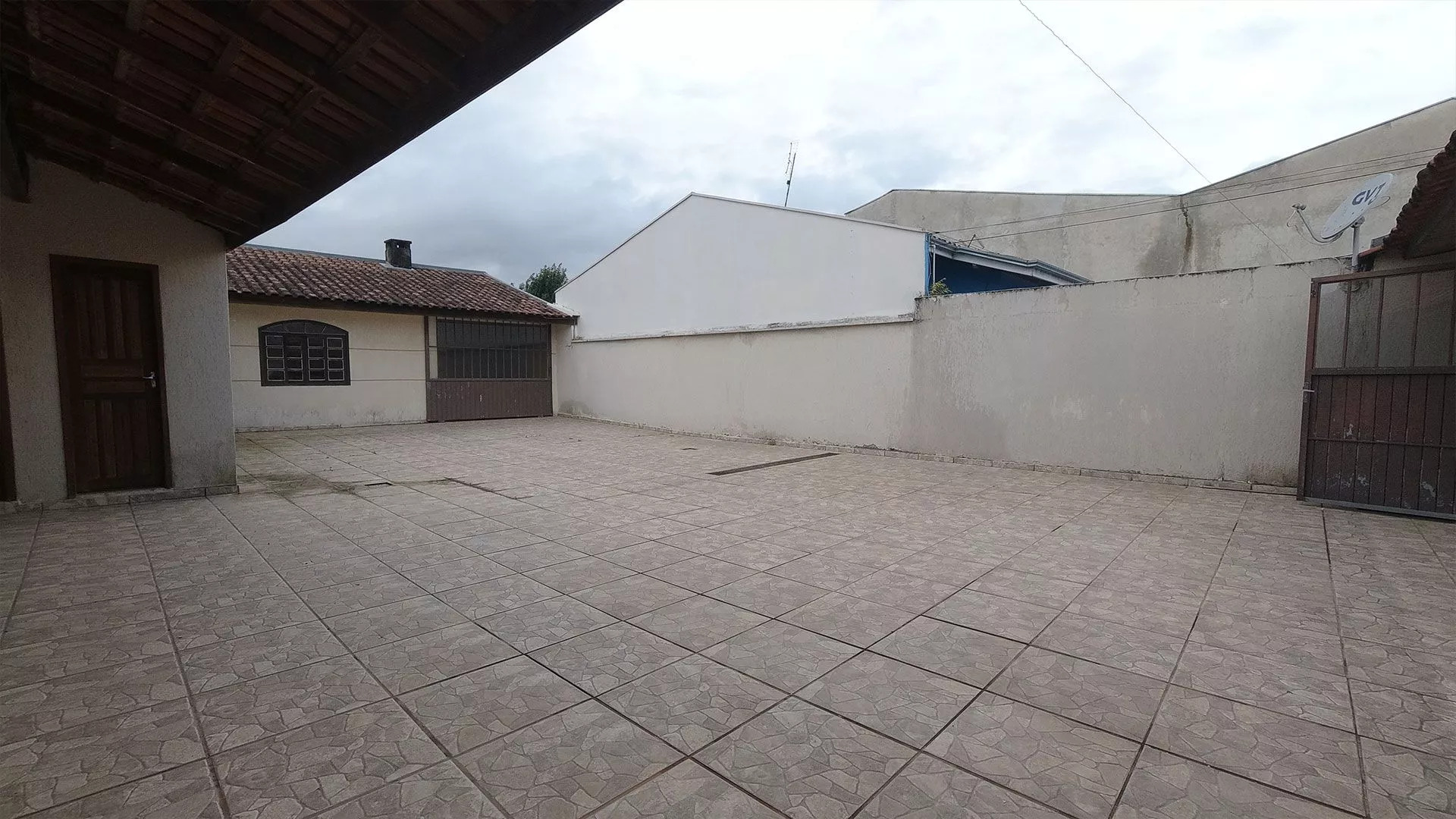 Casa à venda com 5 quartos, 240m² - Foto 22