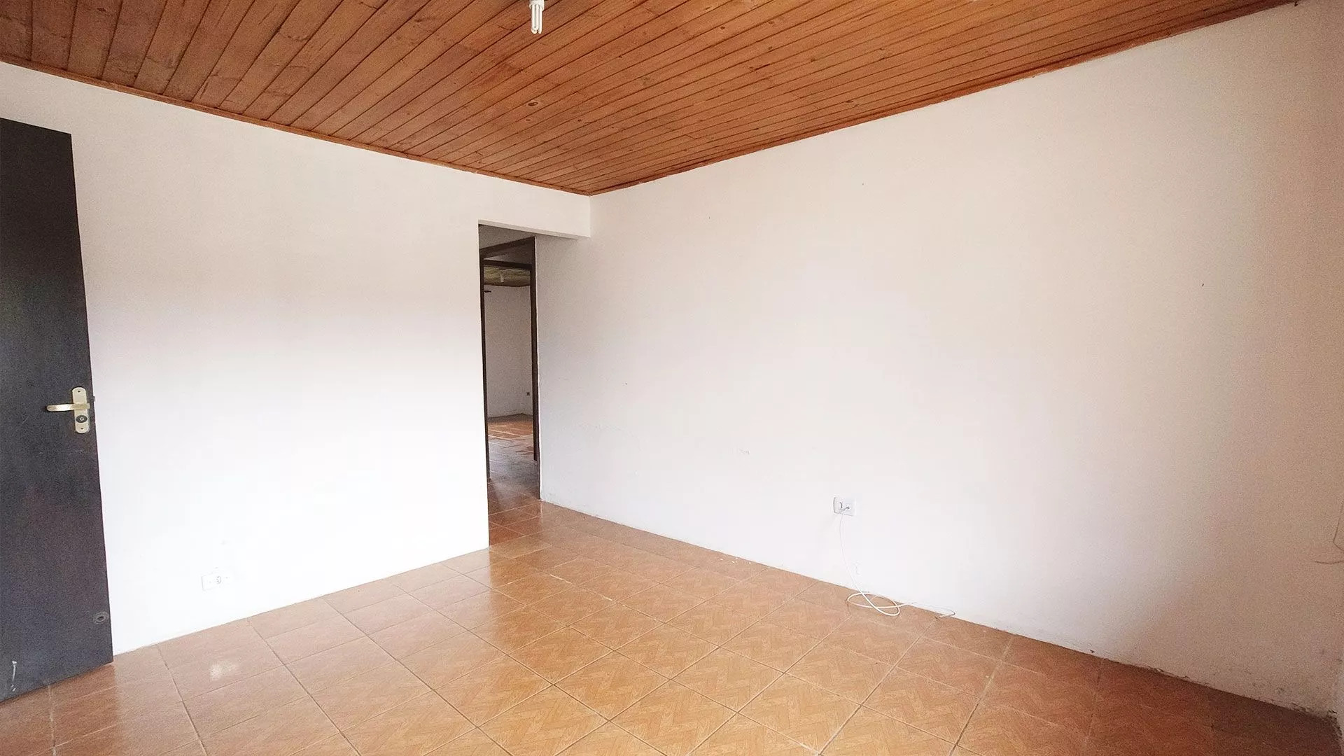 Casa à venda com 5 quartos, 240m² - Foto 6