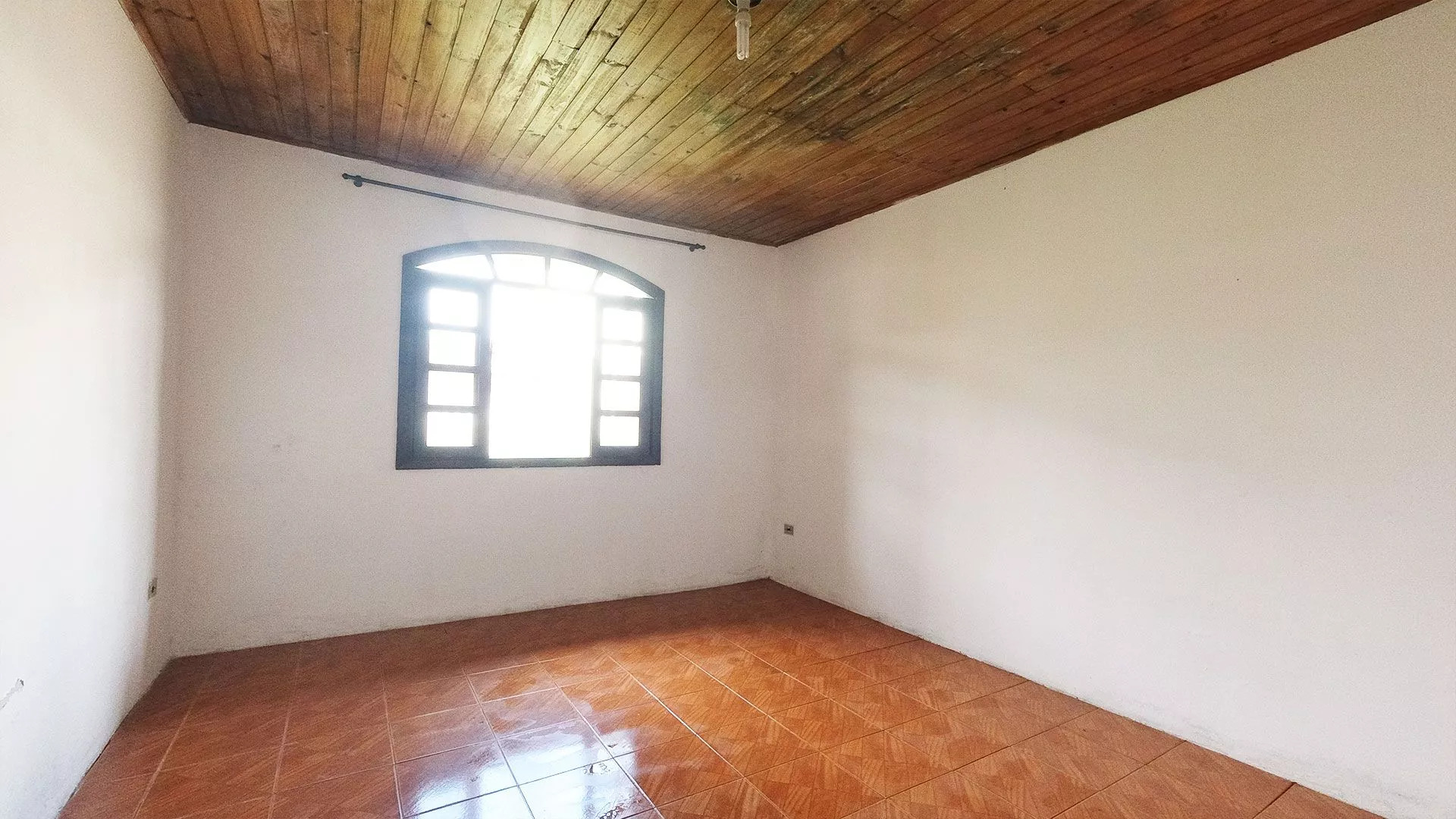 Casa à venda com 5 quartos, 240m² - Foto 13