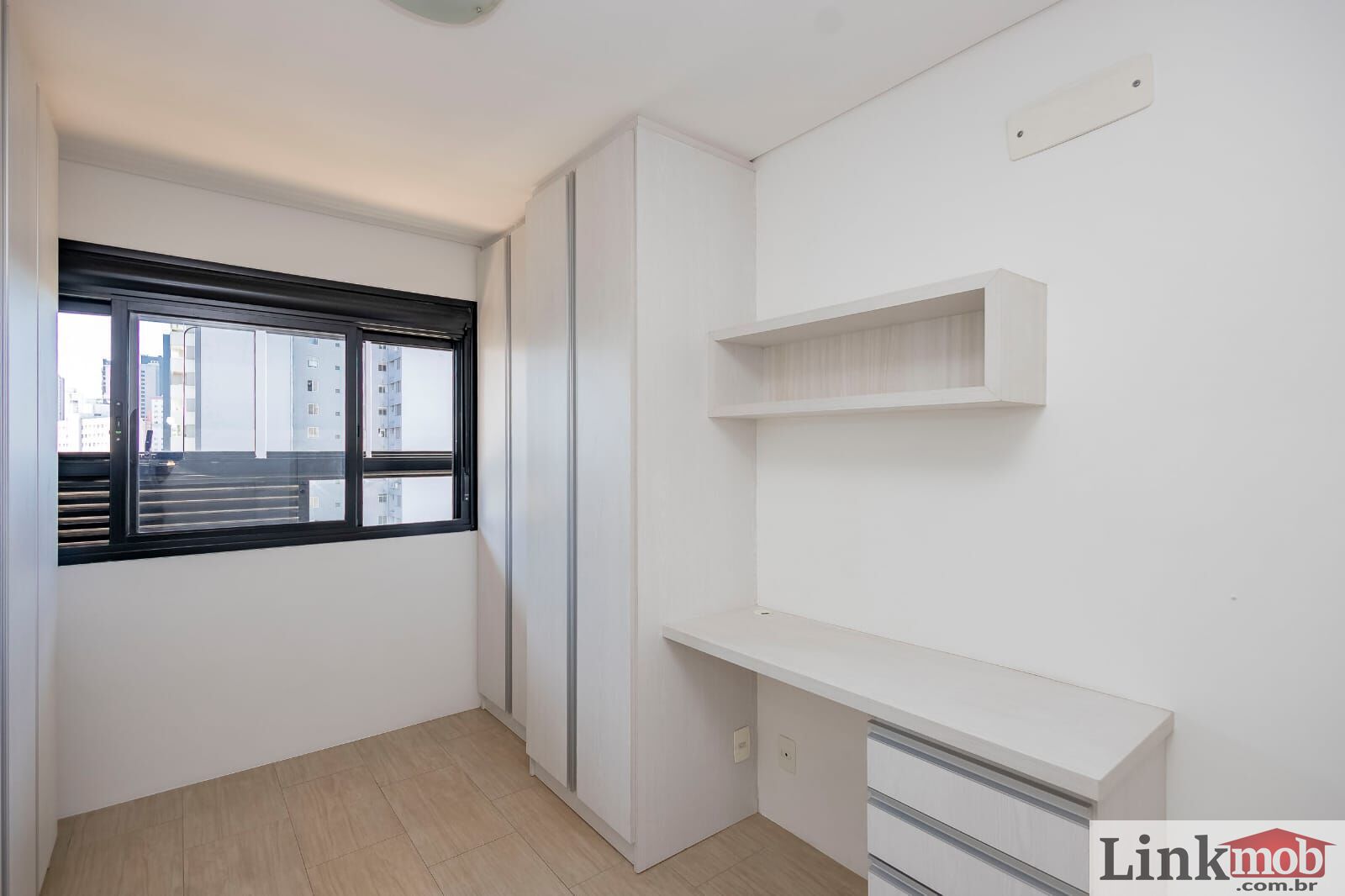 Apartamento à venda com 1 quarto, 45m² - Foto 25