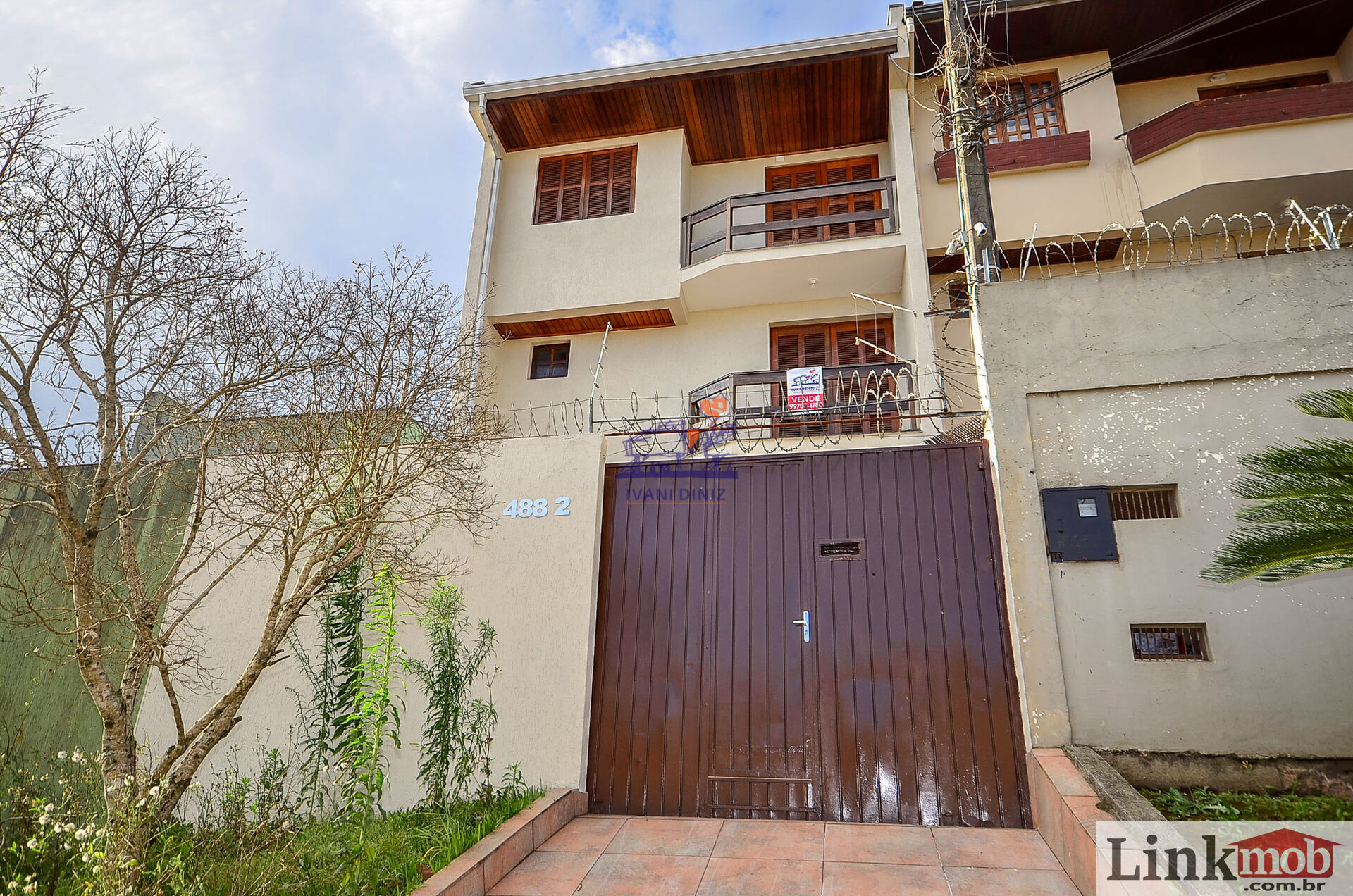 Sobrado à venda com 4 quartos, 170m² - Foto 1