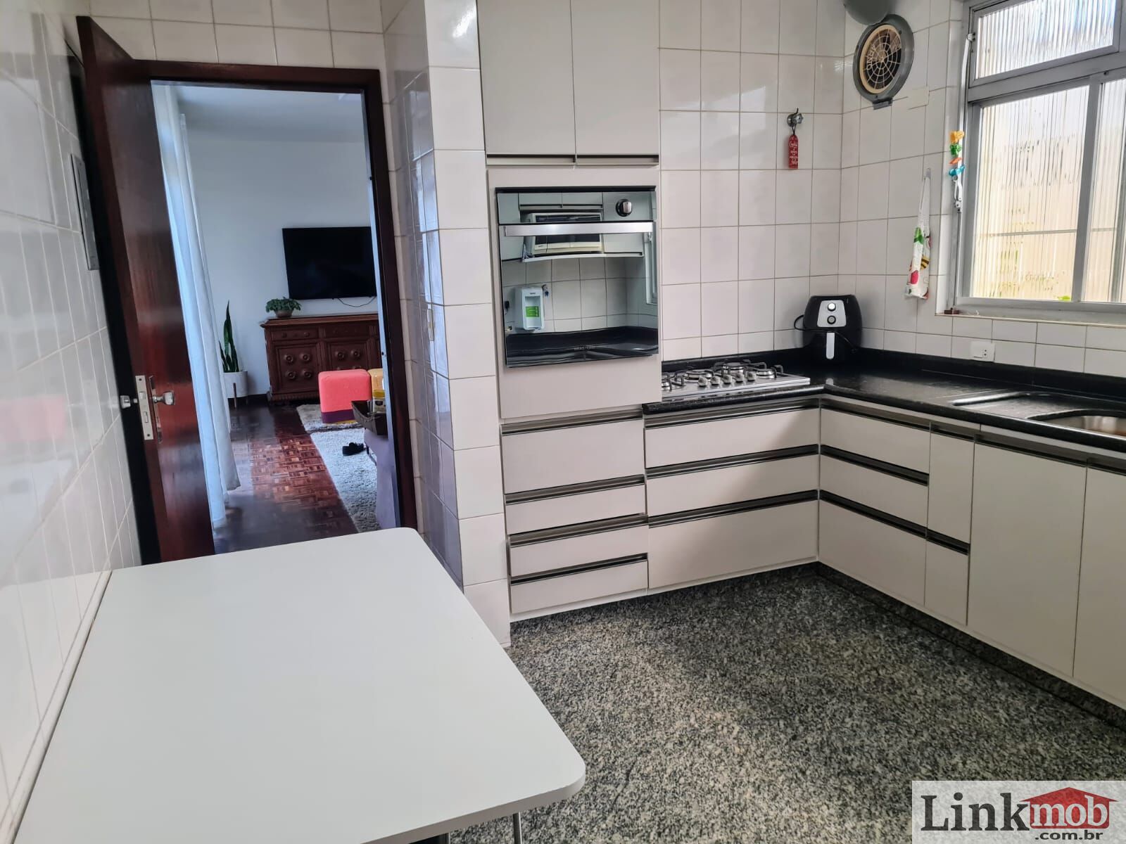 Casa à venda com 4 quartos, 289m² - Foto 11