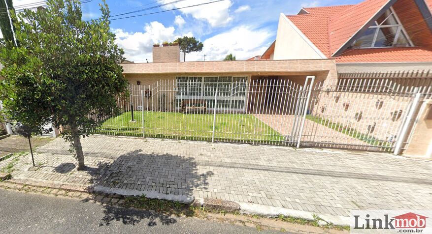 Casa à venda com 4 quartos, 260m² - Foto 1