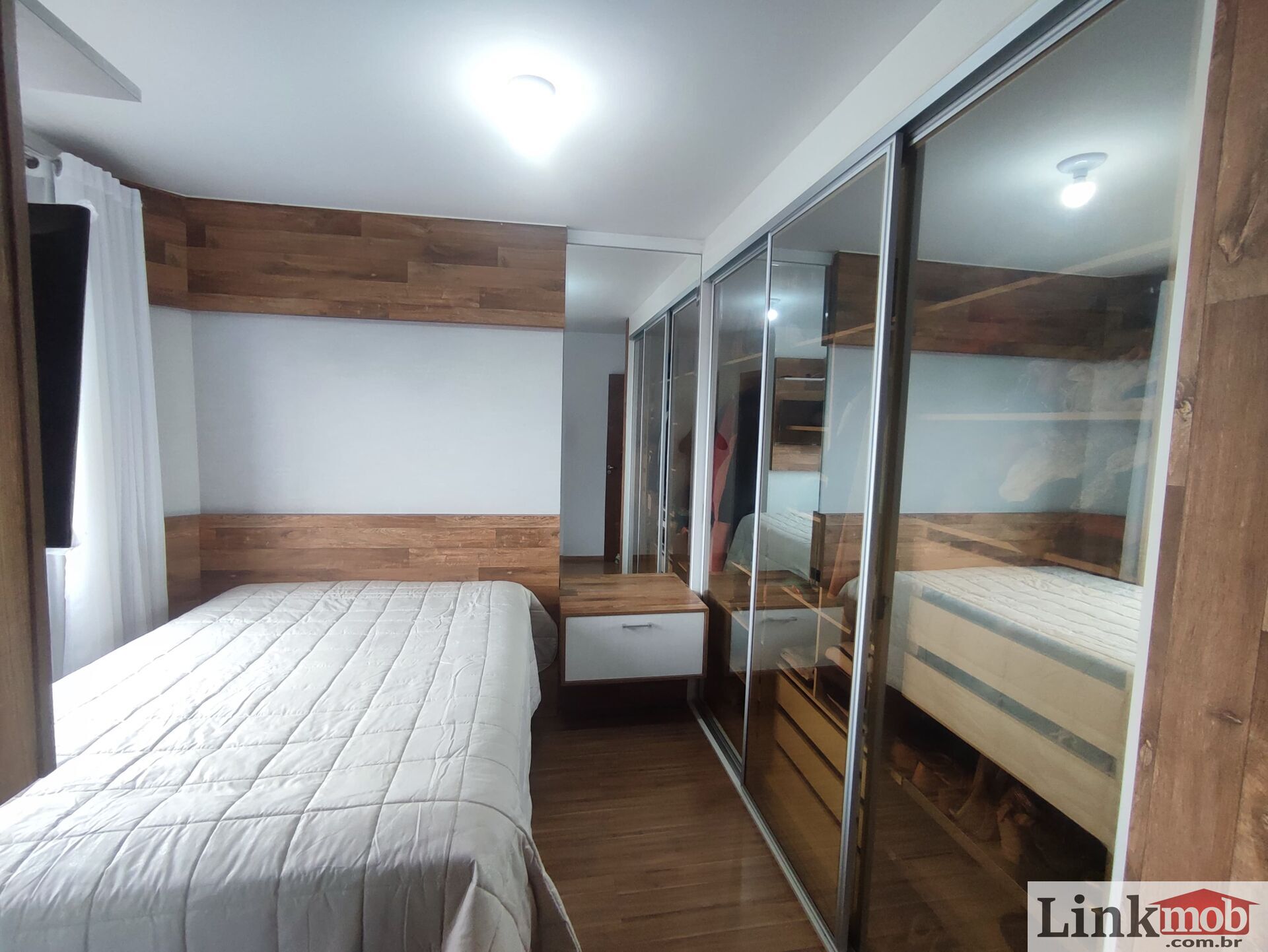 Apartamento à venda com 2 quartos, 60m² - Foto 13