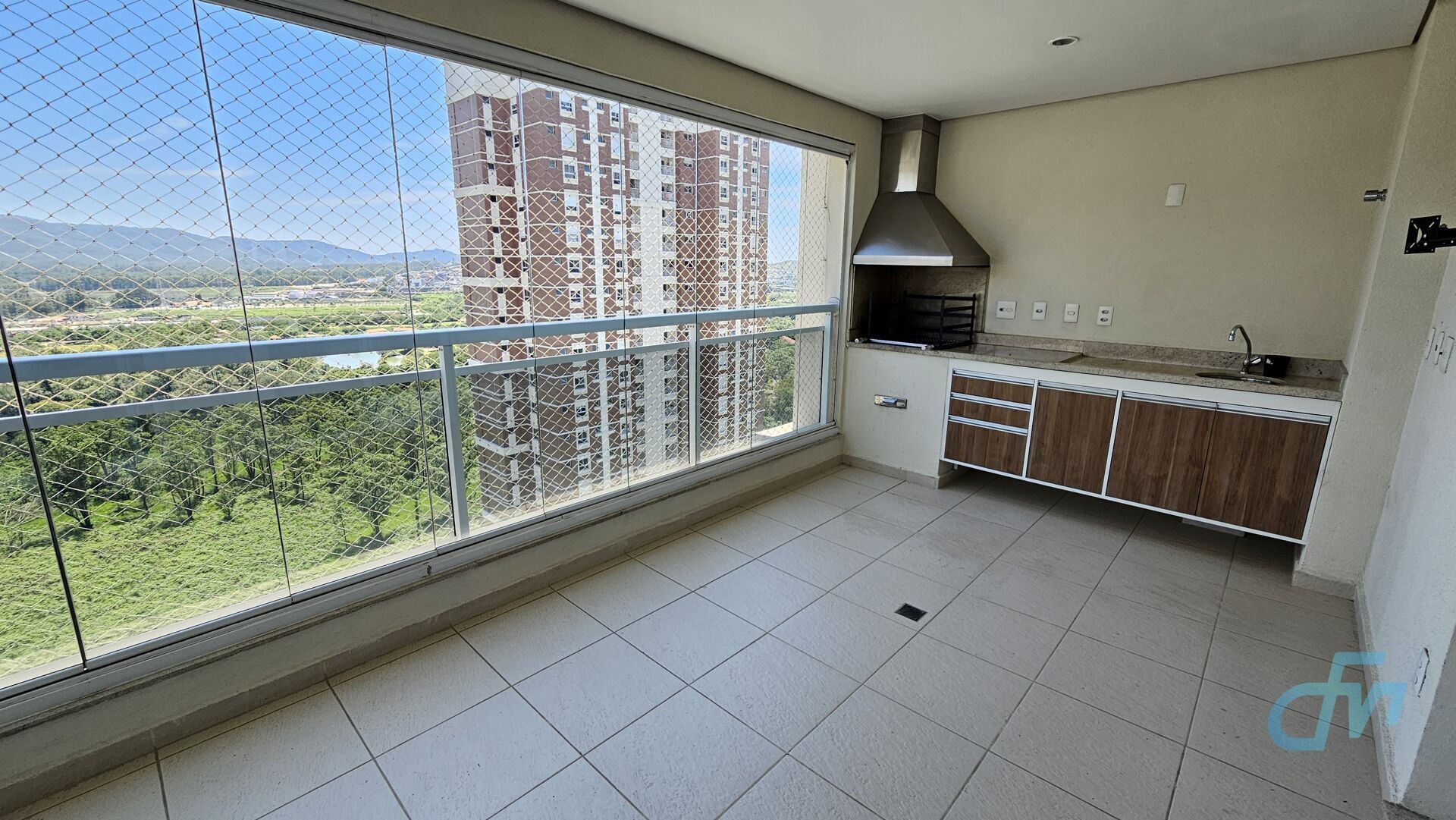 Apartamento para alugar com 3 quartos, 194m² - Foto 5