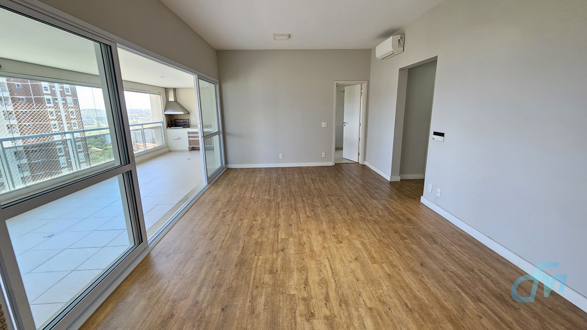 Apartamento para alugar com 3 quartos, 194m² - Foto 4