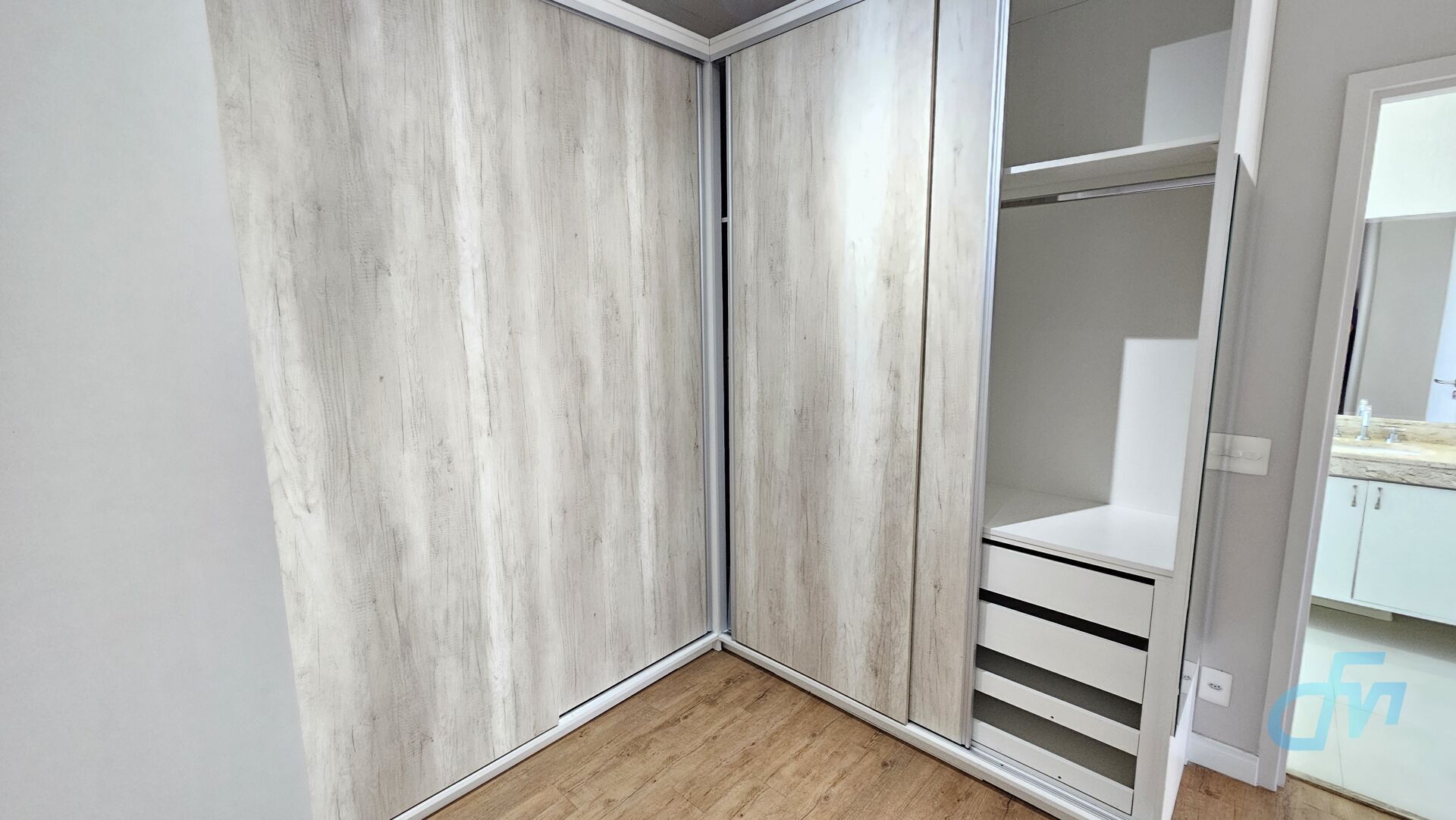 Apartamento para alugar com 3 quartos, 194m² - Foto 18