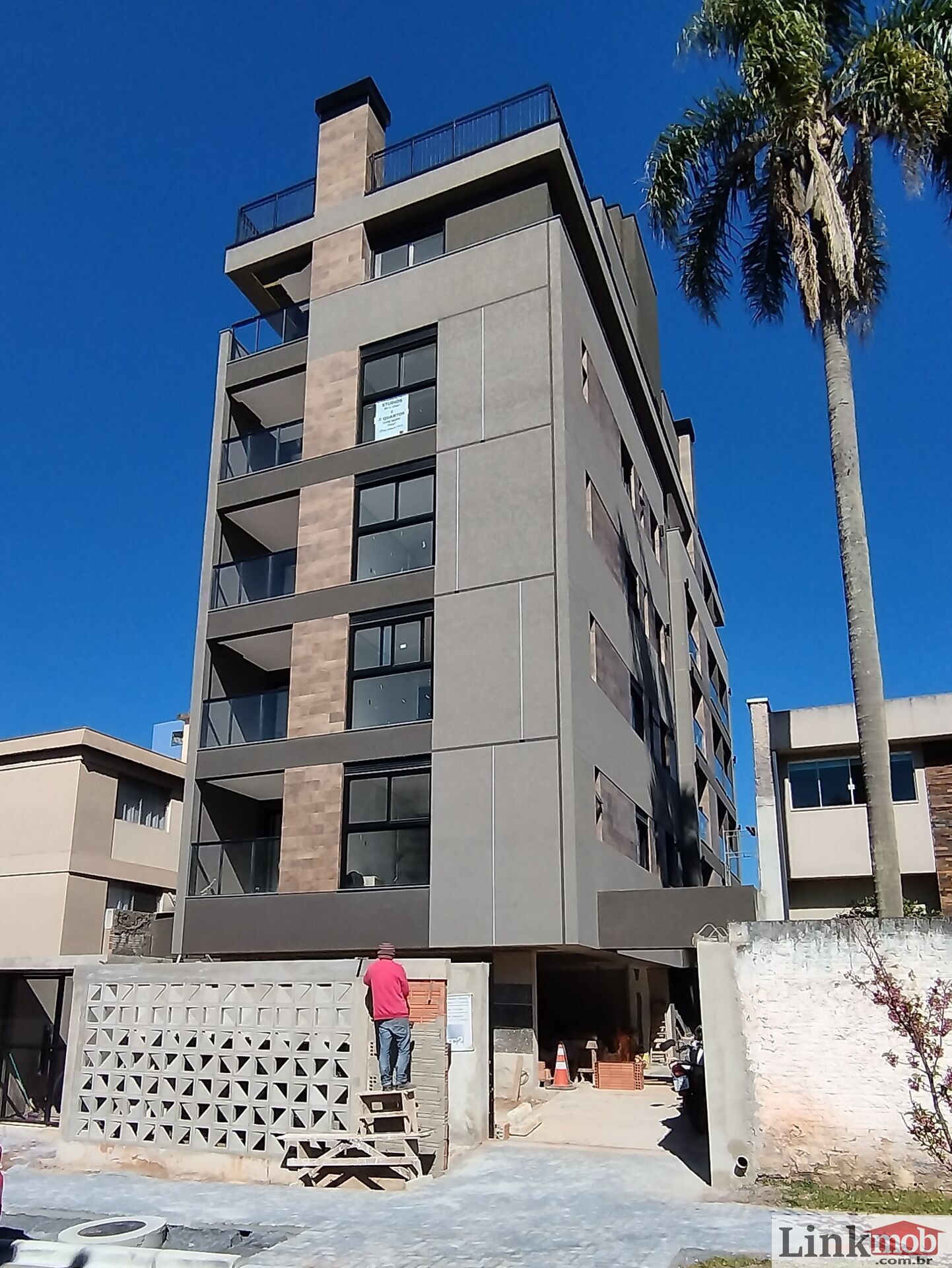 Apartamento à venda com 2 quartos, 74m² - Foto 2