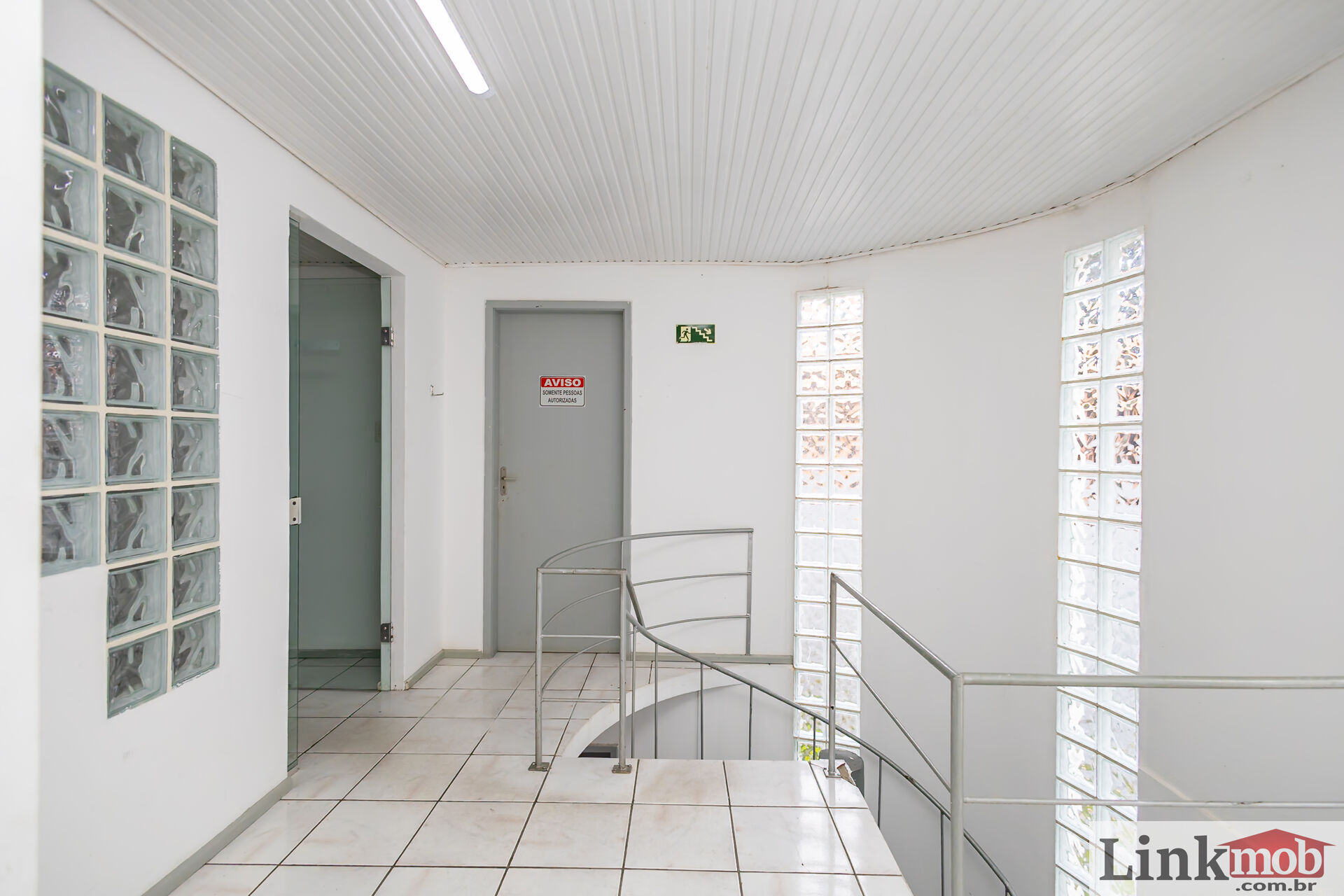 Casa à venda com 3 quartos, 144m² - Foto 17