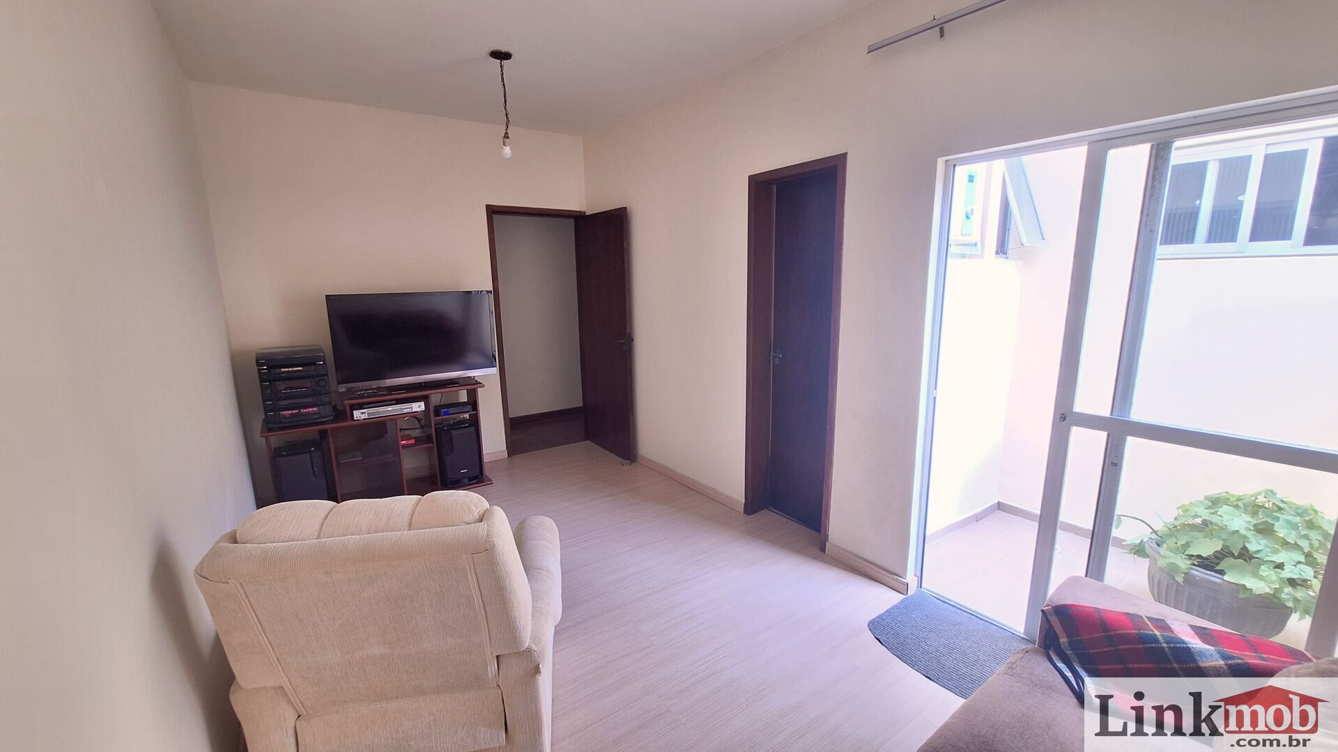 Casa à venda com 3 quartos, 202m² - Foto 10