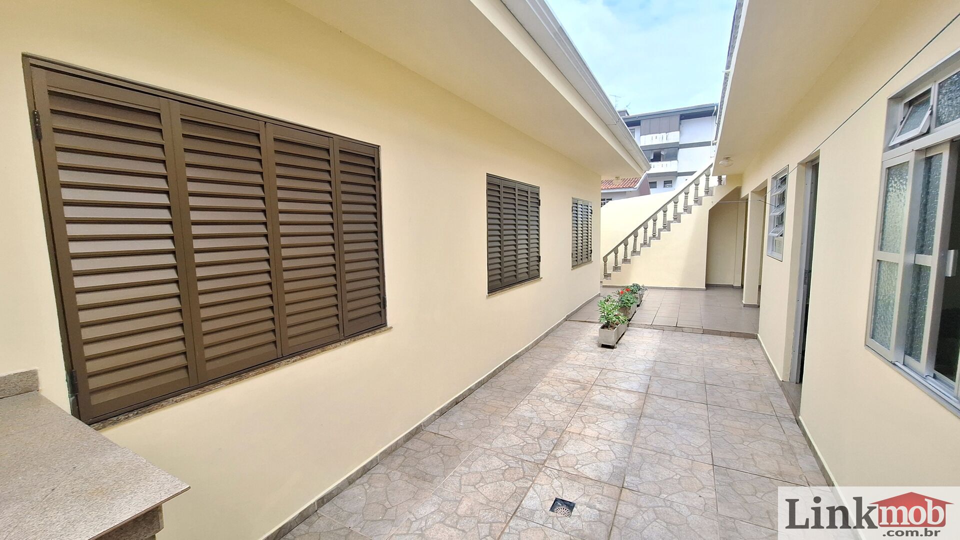 Casa à venda com 3 quartos, 202m² - Foto 27