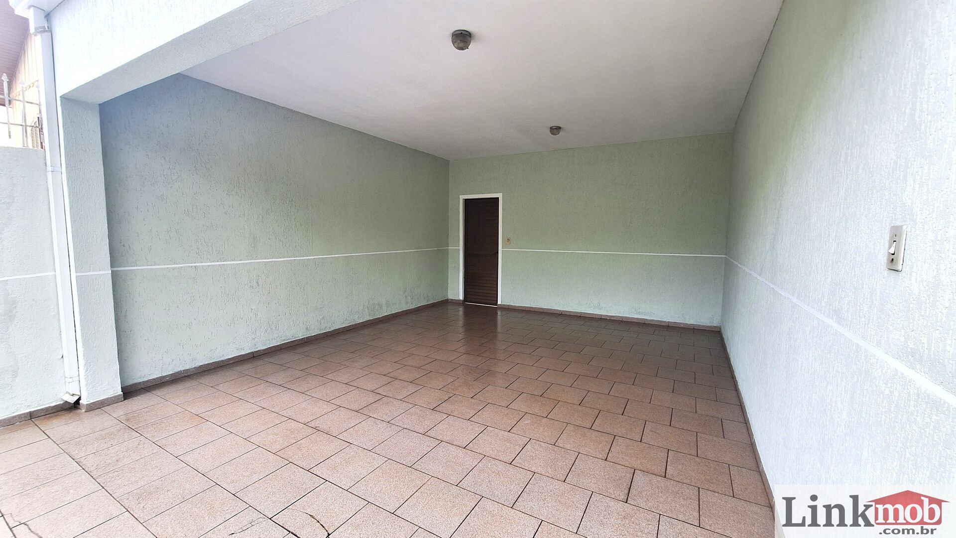 Casa à venda com 3 quartos, 202m² - Foto 3