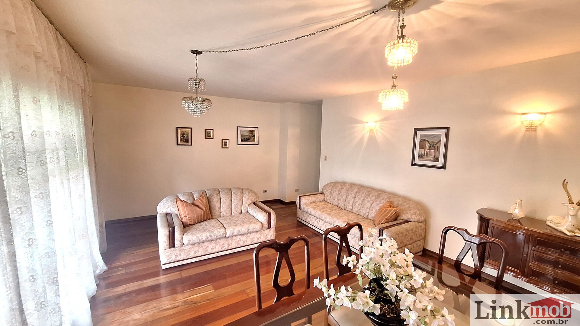 Casa à venda com 3 quartos, 202m² - Foto 5