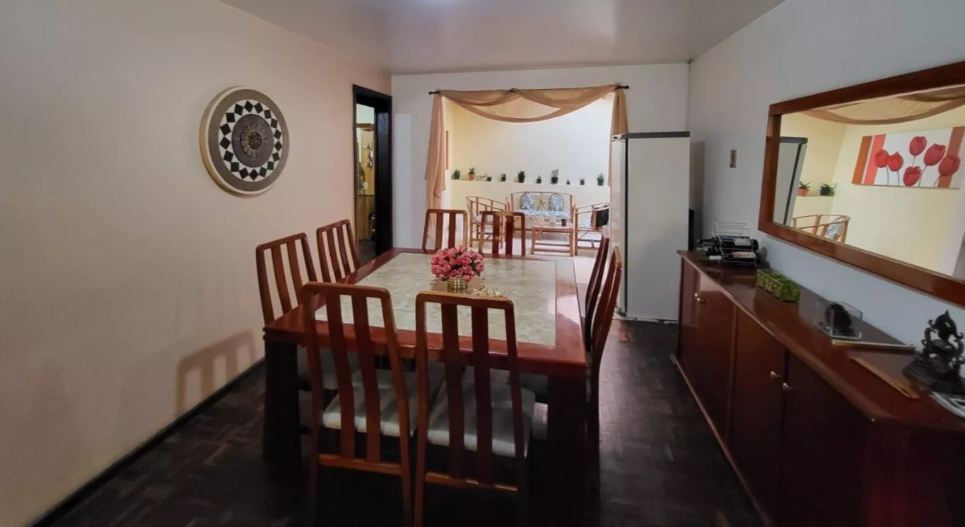 Casa à venda com 3 quartos, 300m² - Foto 5