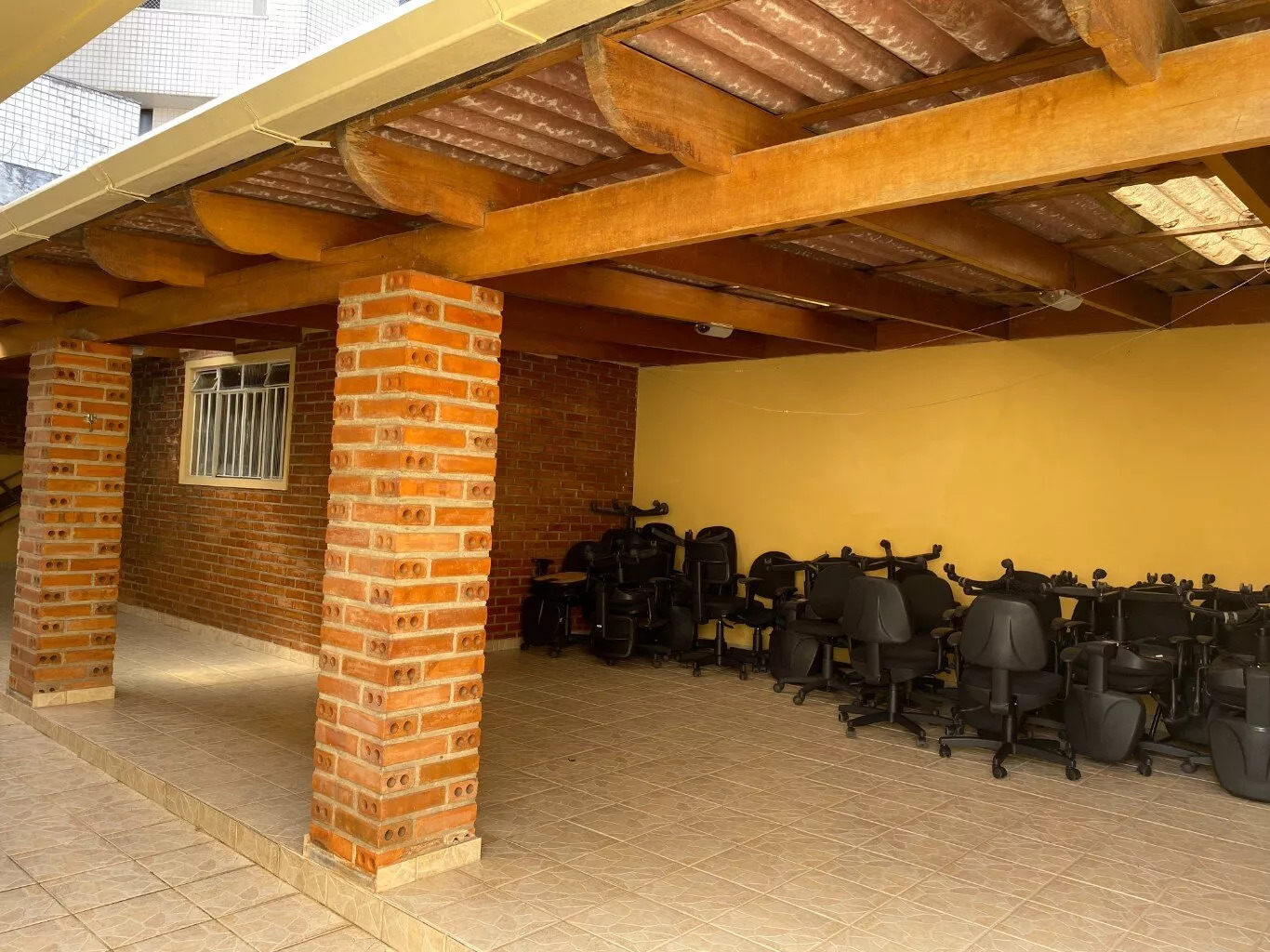 Casa à venda com 3 quartos, 300m² - Foto 18