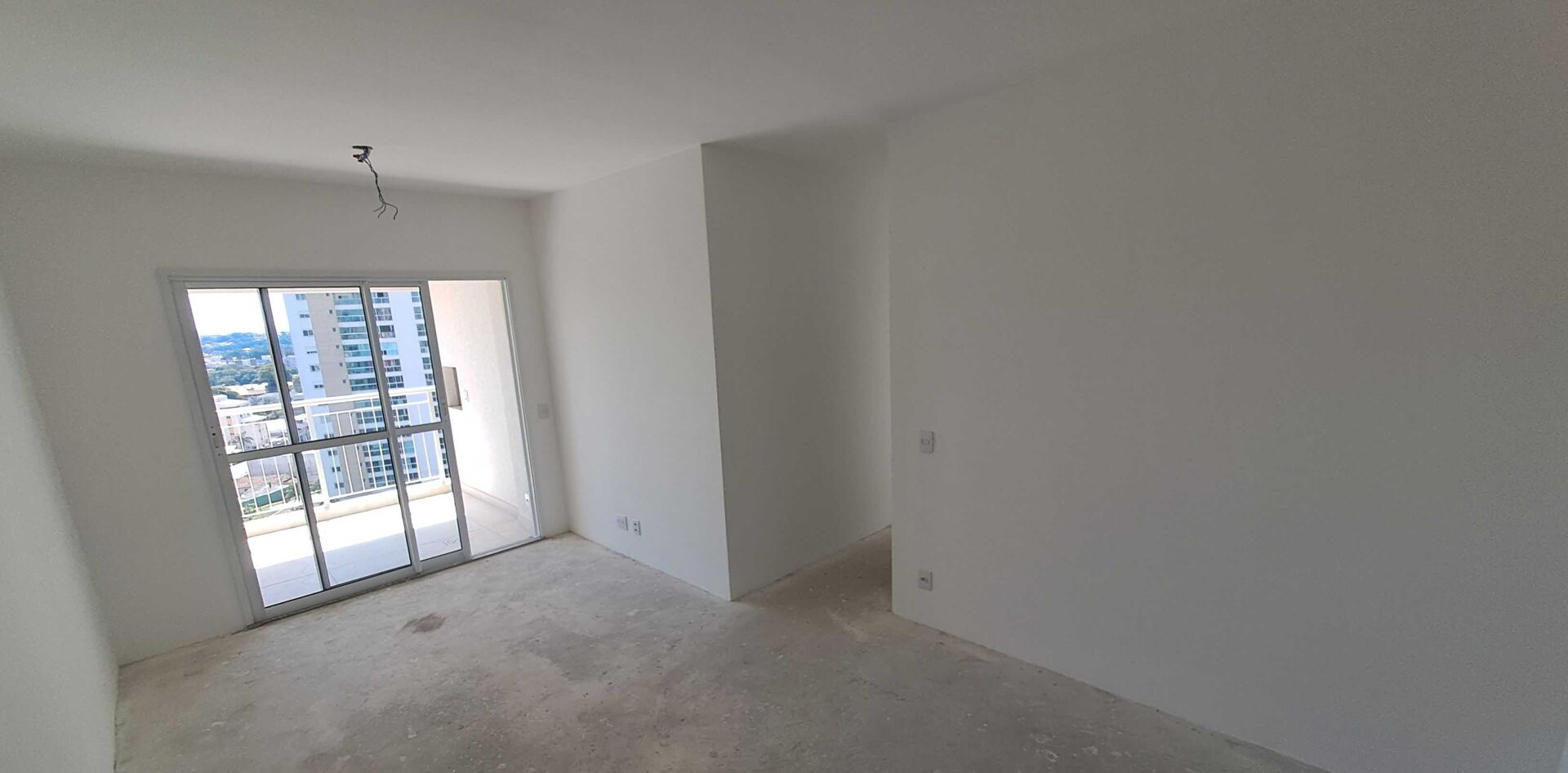 Apartamento à venda com 2 quartos, 69m² - Foto 2