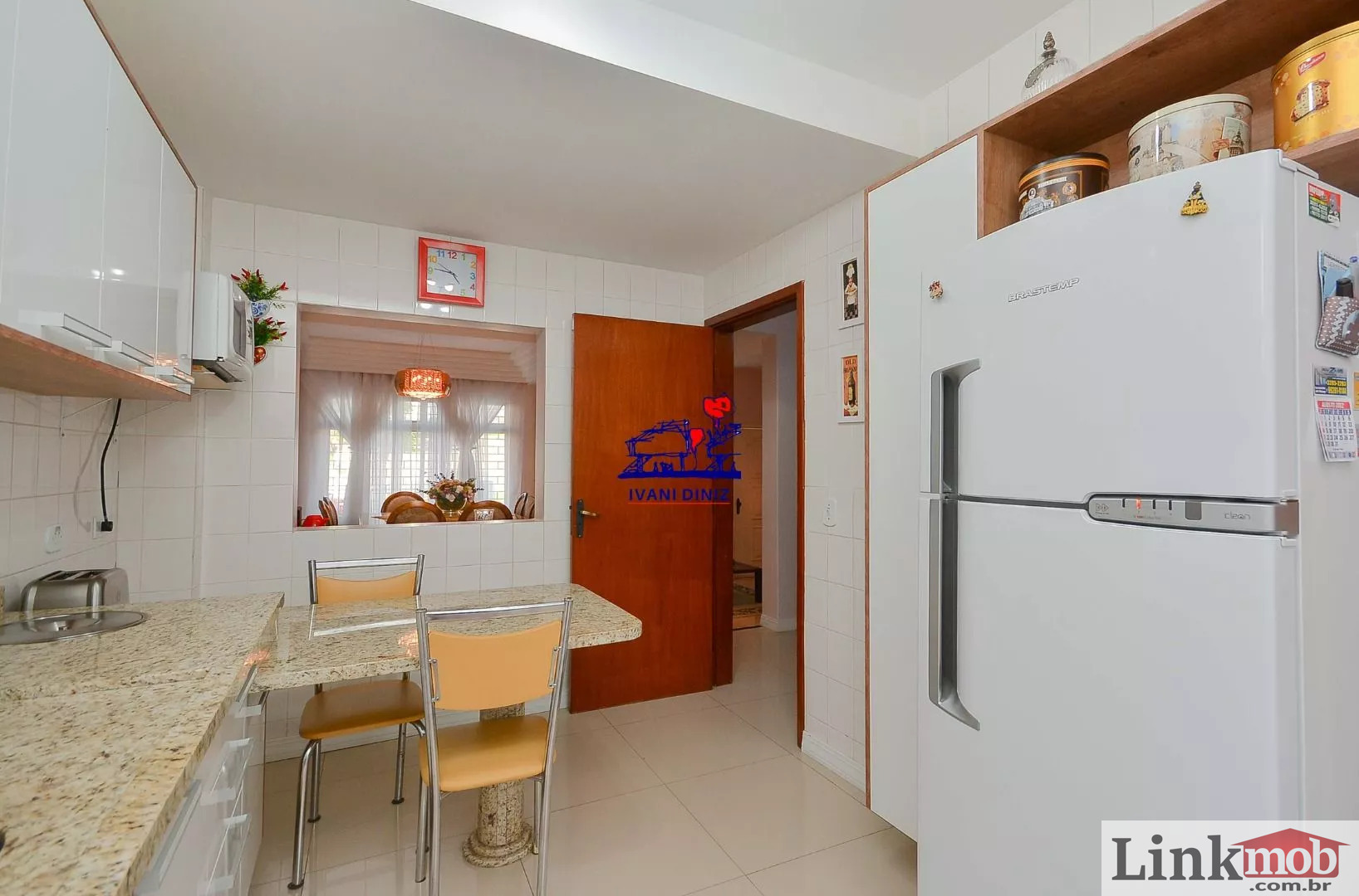 Casa à venda com 4 quartos, 191m² - Foto 11