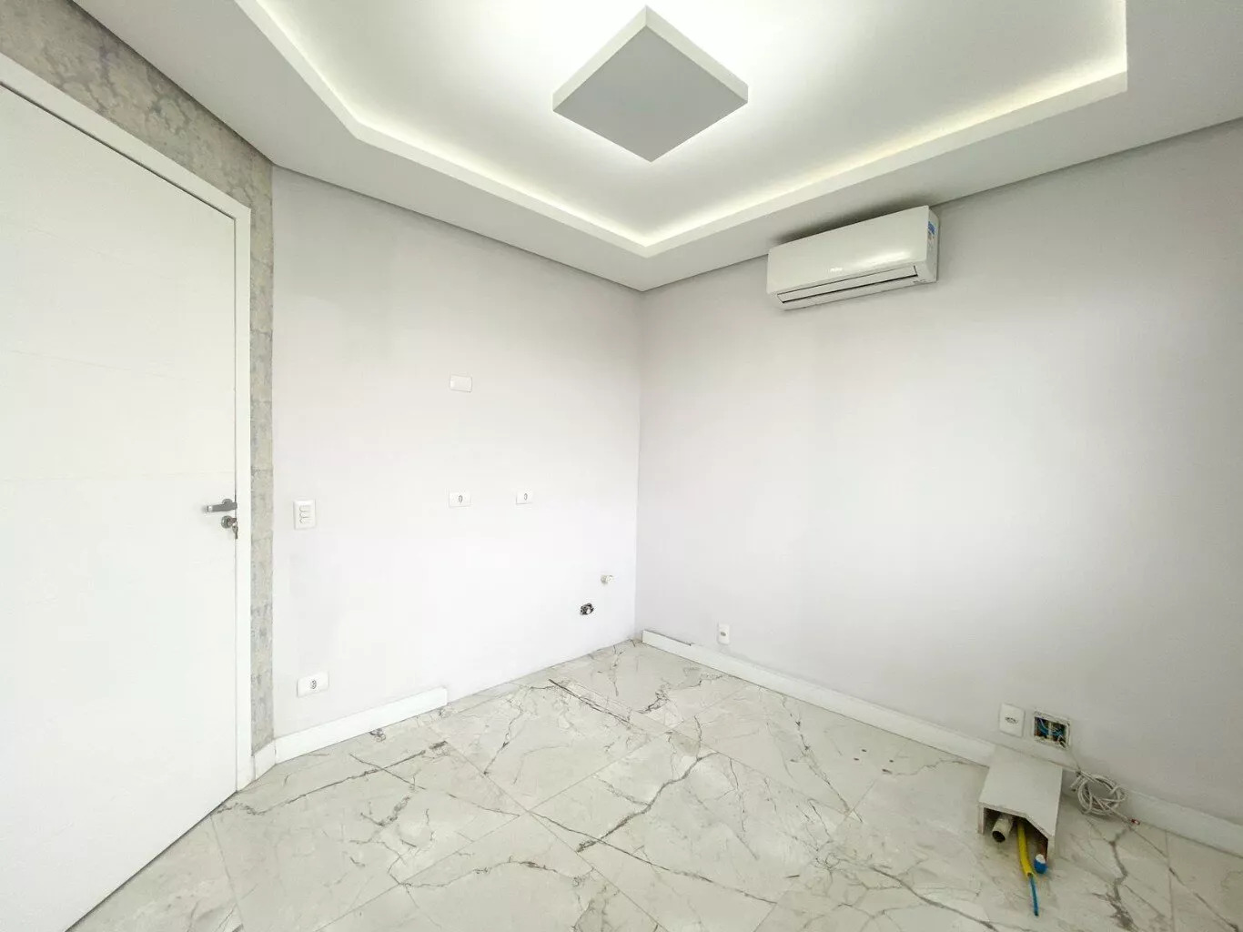 Sobrado à venda com 7 quartos, 330m² - Foto 34