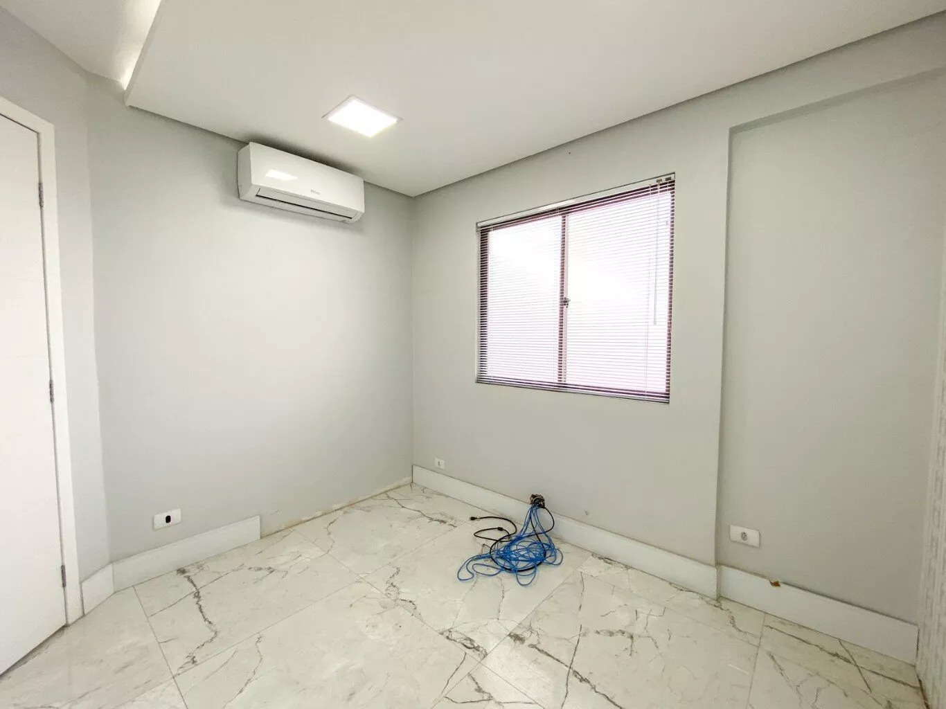 Sobrado à venda com 7 quartos, 330m² - Foto 12