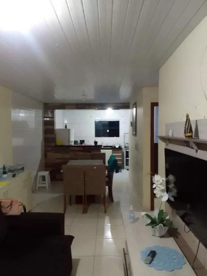 Casa de Condomínio à venda com 3 quartos, 200m² - Foto 1