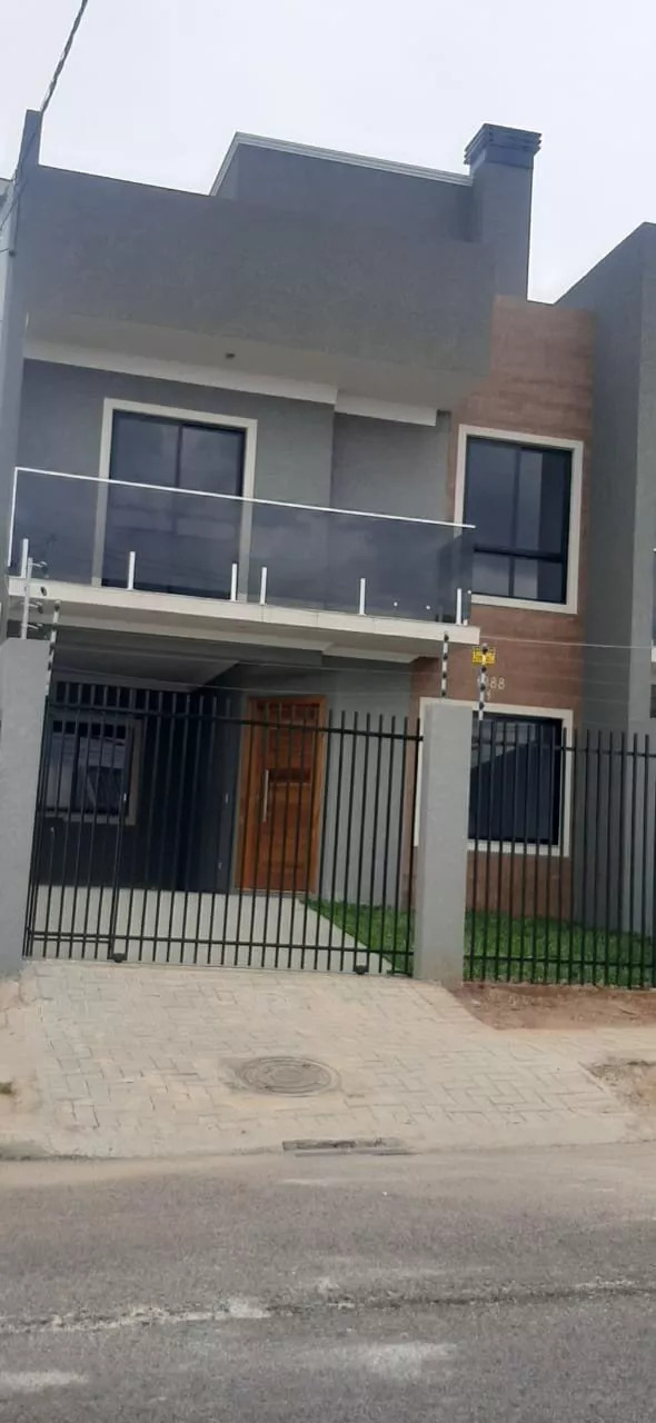 Sobrado à venda com 3 quartos, 115m² - Foto 1