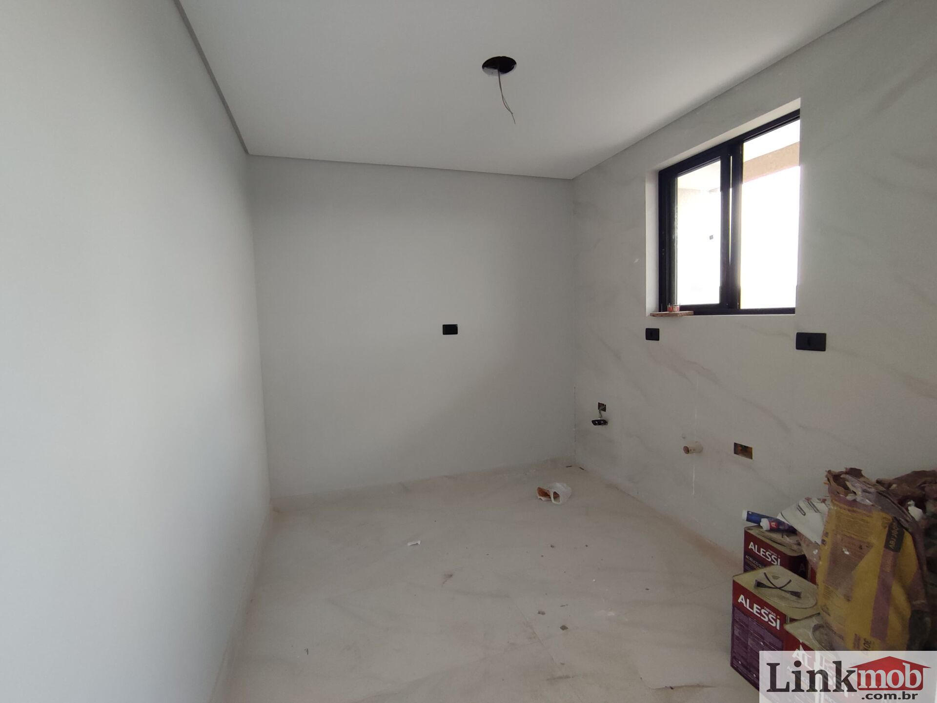 Apartamento à venda com 3 quartos, 84m² - Foto 4