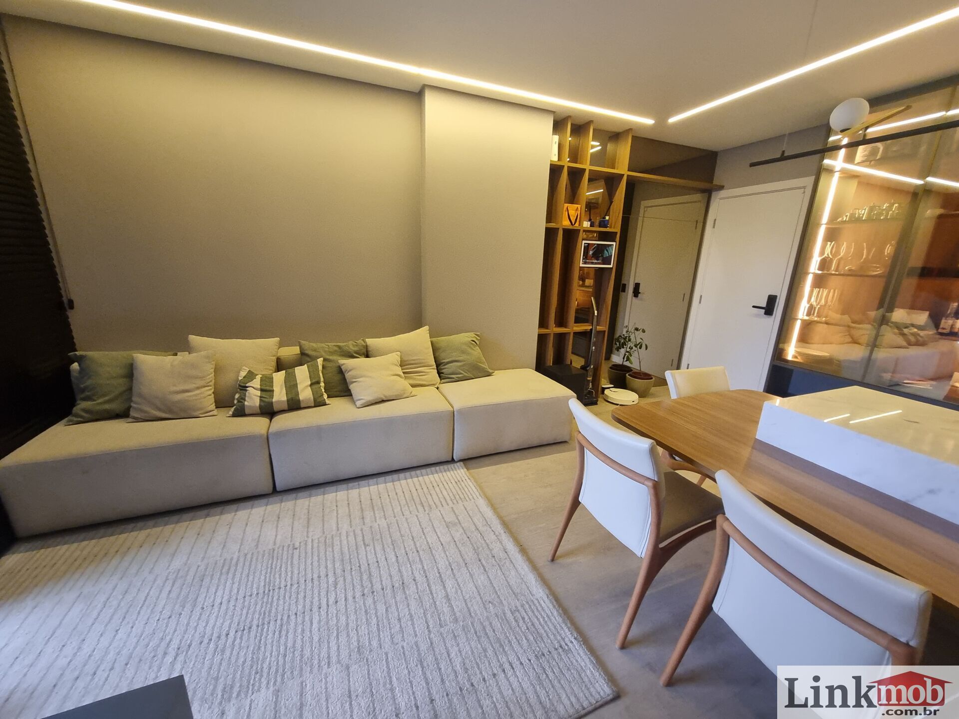 Apartamento à venda com 2 quartos, 61m² - Foto 7