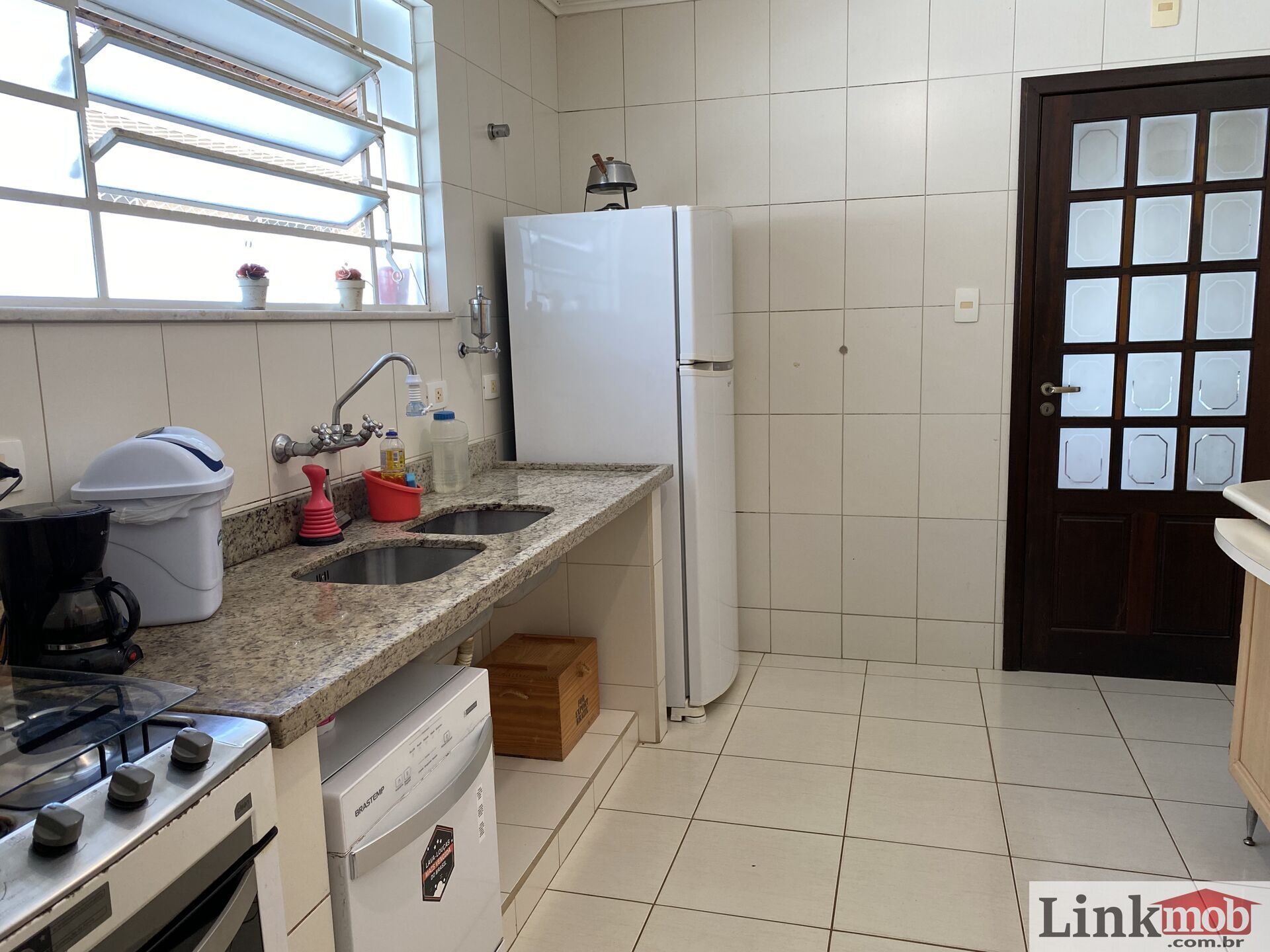 Casa de Condomínio à venda com 5 quartos, 207m² - Foto 4