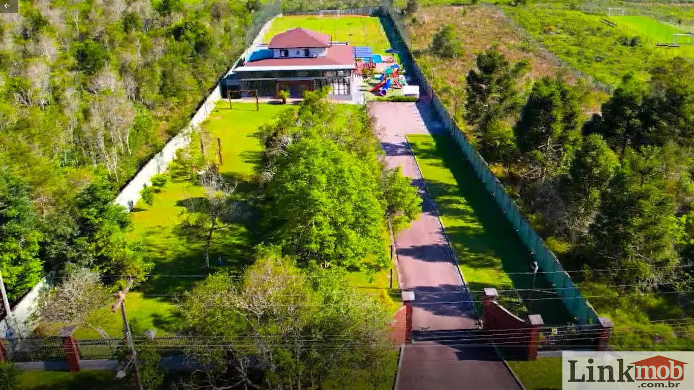 Fazenda à venda com 4 quartos, 650m² - Foto 3