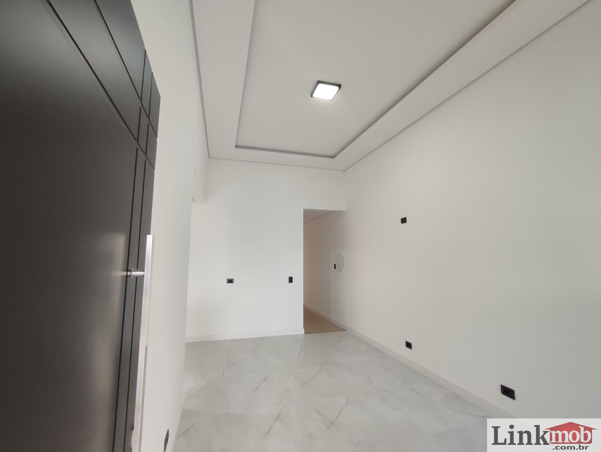 Casa à venda com 3 quartos, 108m² - Foto 4